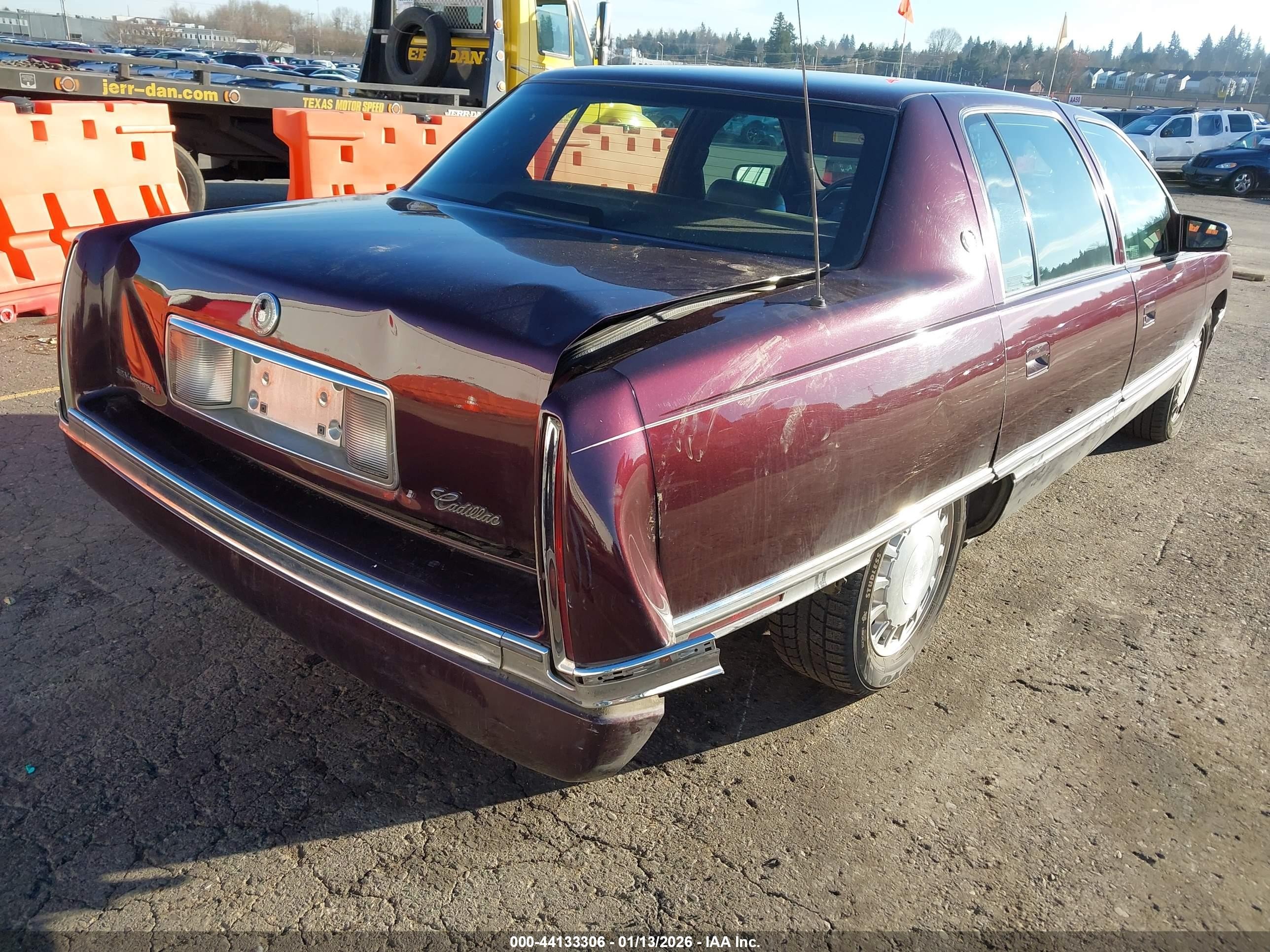 1996 Cadillac Deville   Burgundy vin: 1G6KD52Y6TU246838
