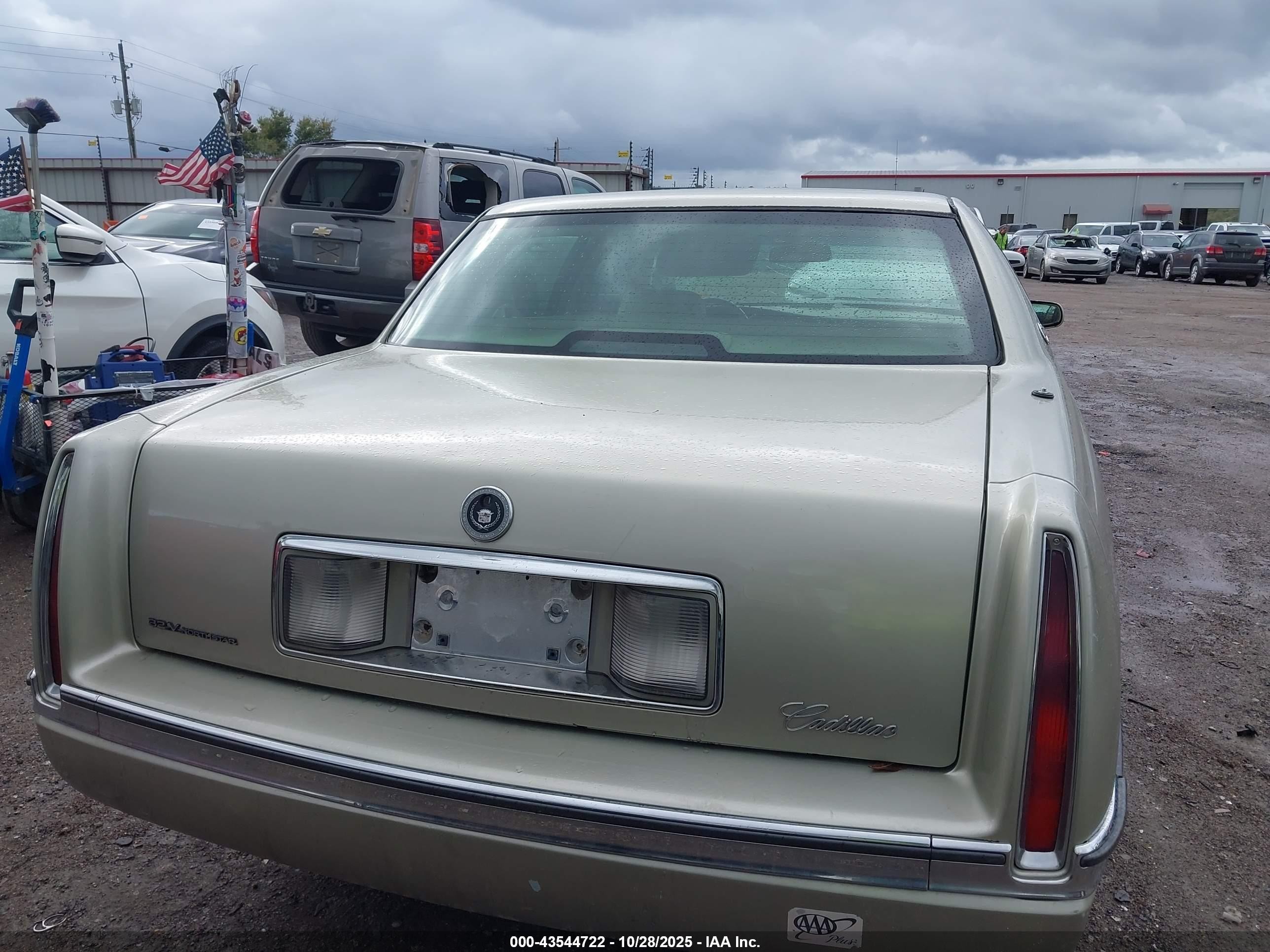 1996 Cadillac Deville   Gray vin: 1G6KD52Y7TU285194