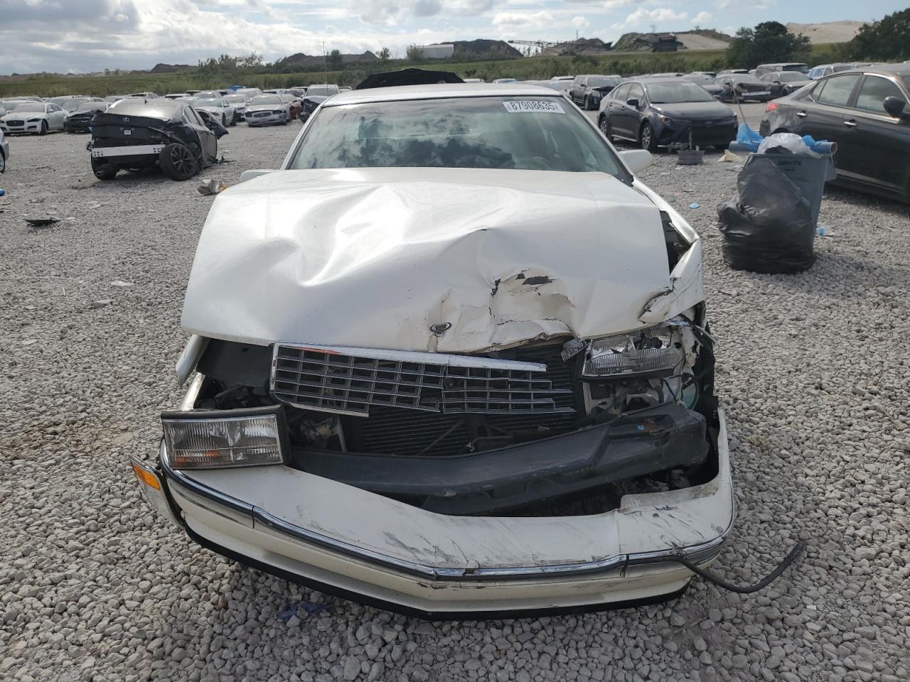 1996 Cadillac Deville White vin: 1G6KD52Y7TU298382