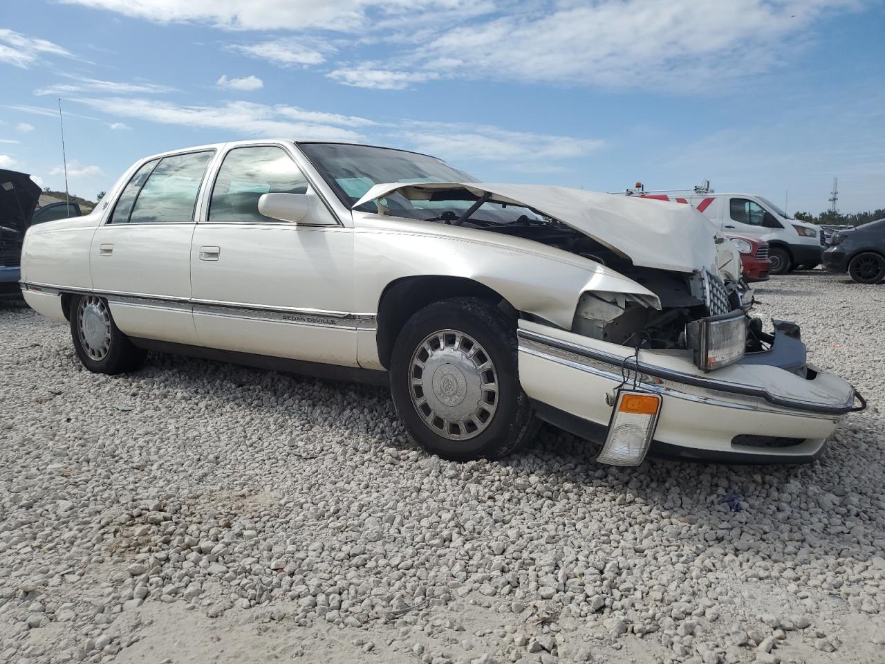 1996 Cadillac Deville White vin: 1G6KD52Y7TU298382