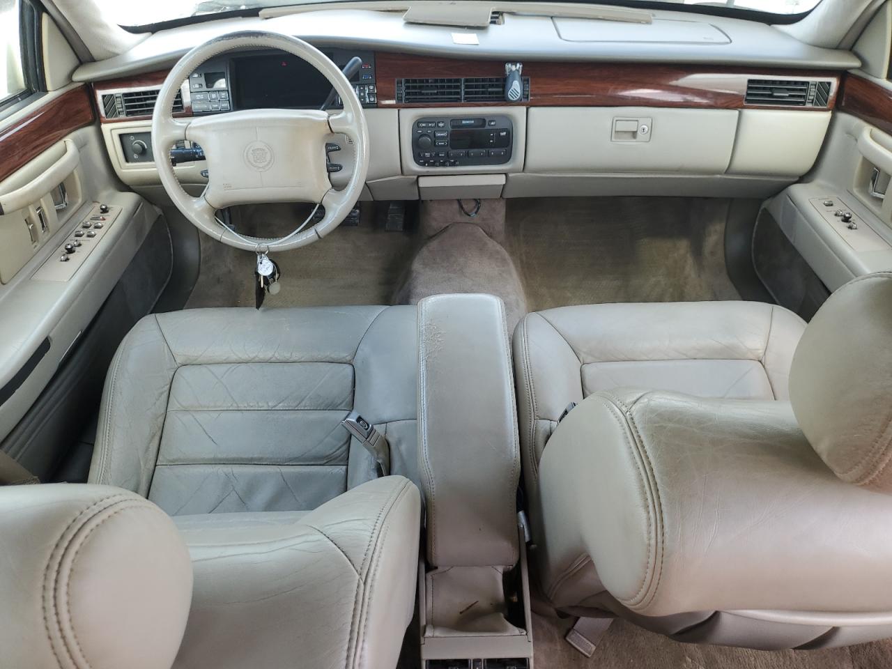1996 Cadillac Deville White vin: 1G6KD52Y7TU298382
