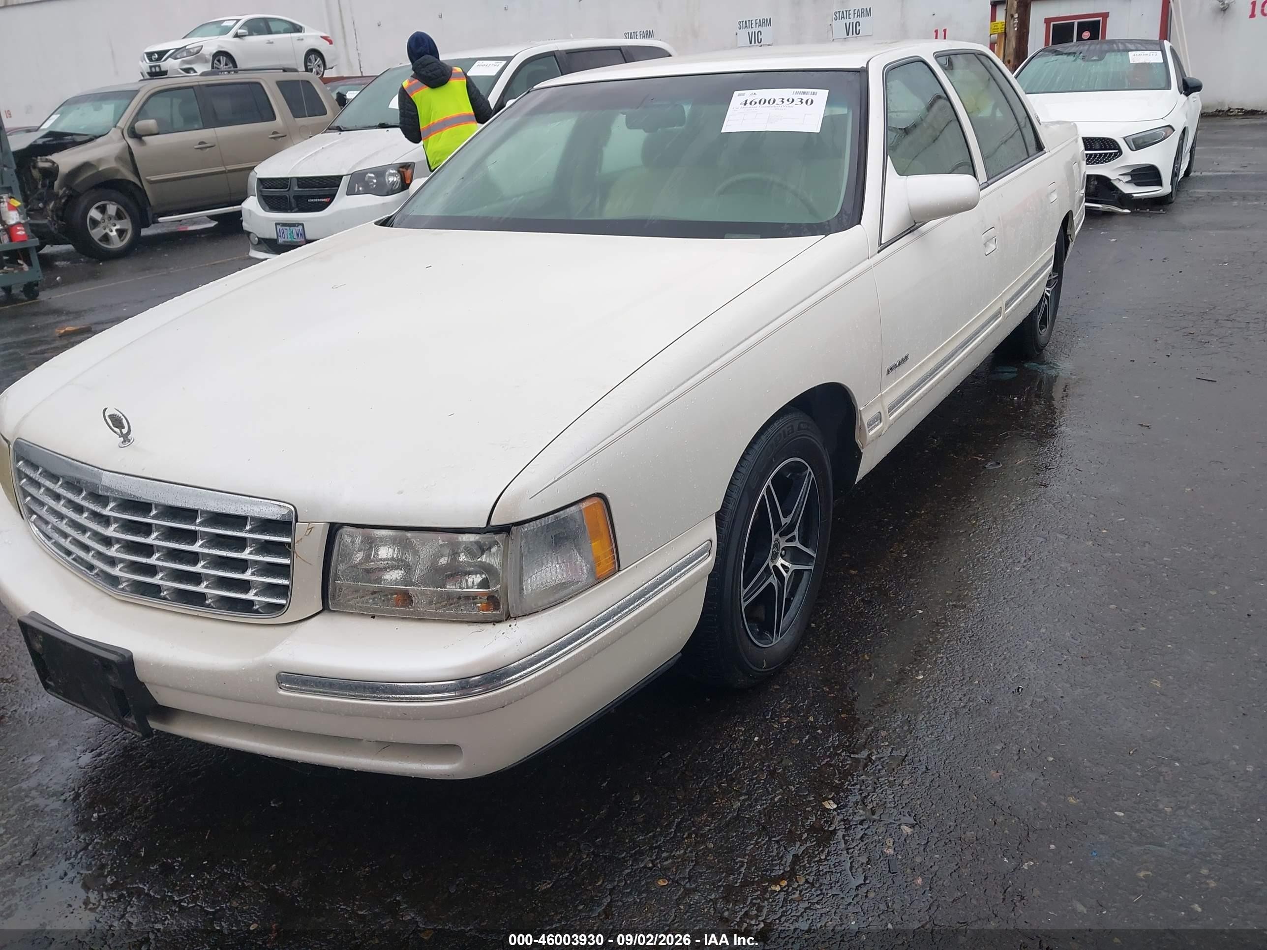 1997 Cadillac Deville Standard White vin: 1G6KD52Y7VU203404