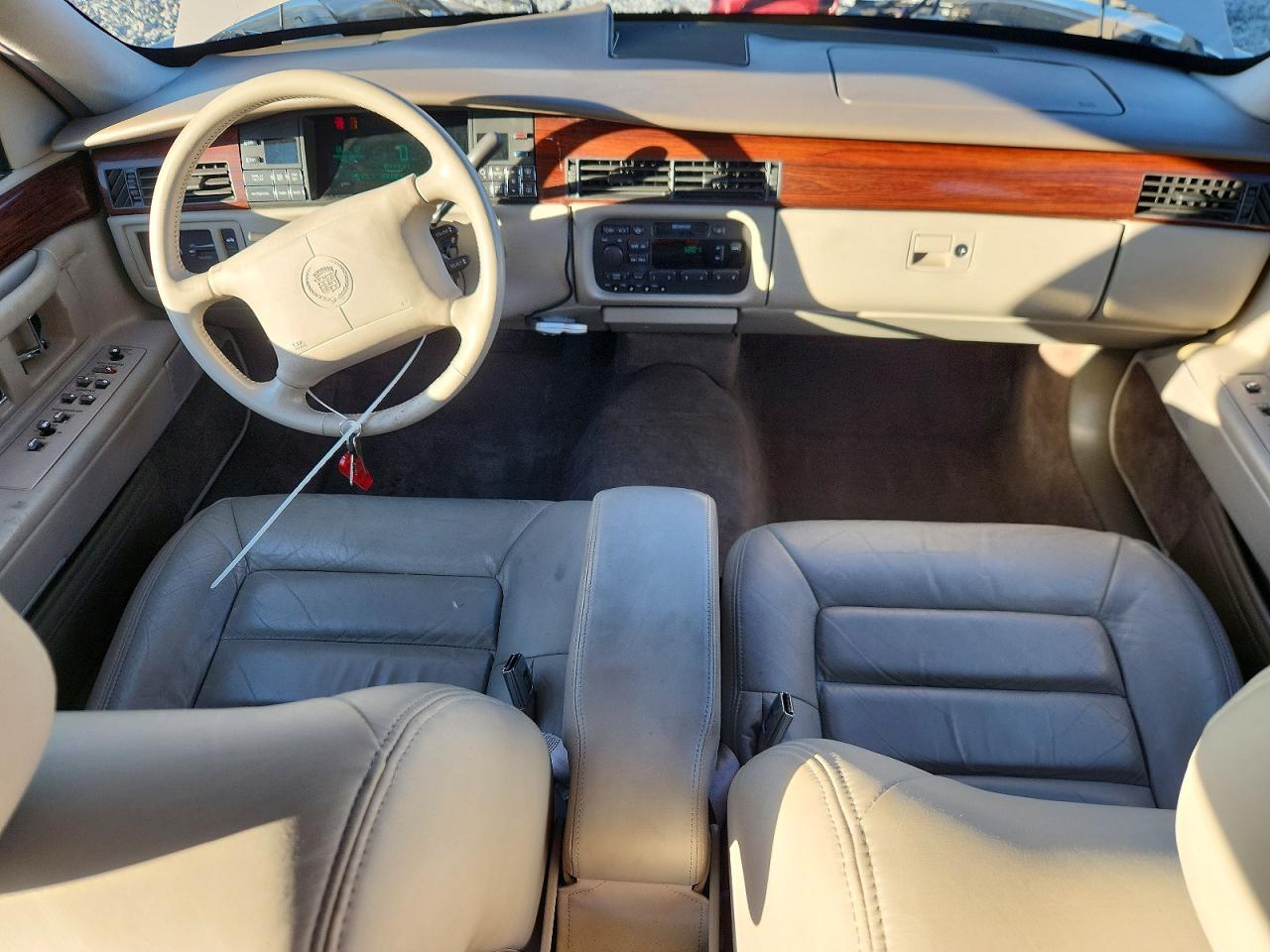 1996 Cadillac Deville Tan vin: 1G6KD52Y9TU207080
