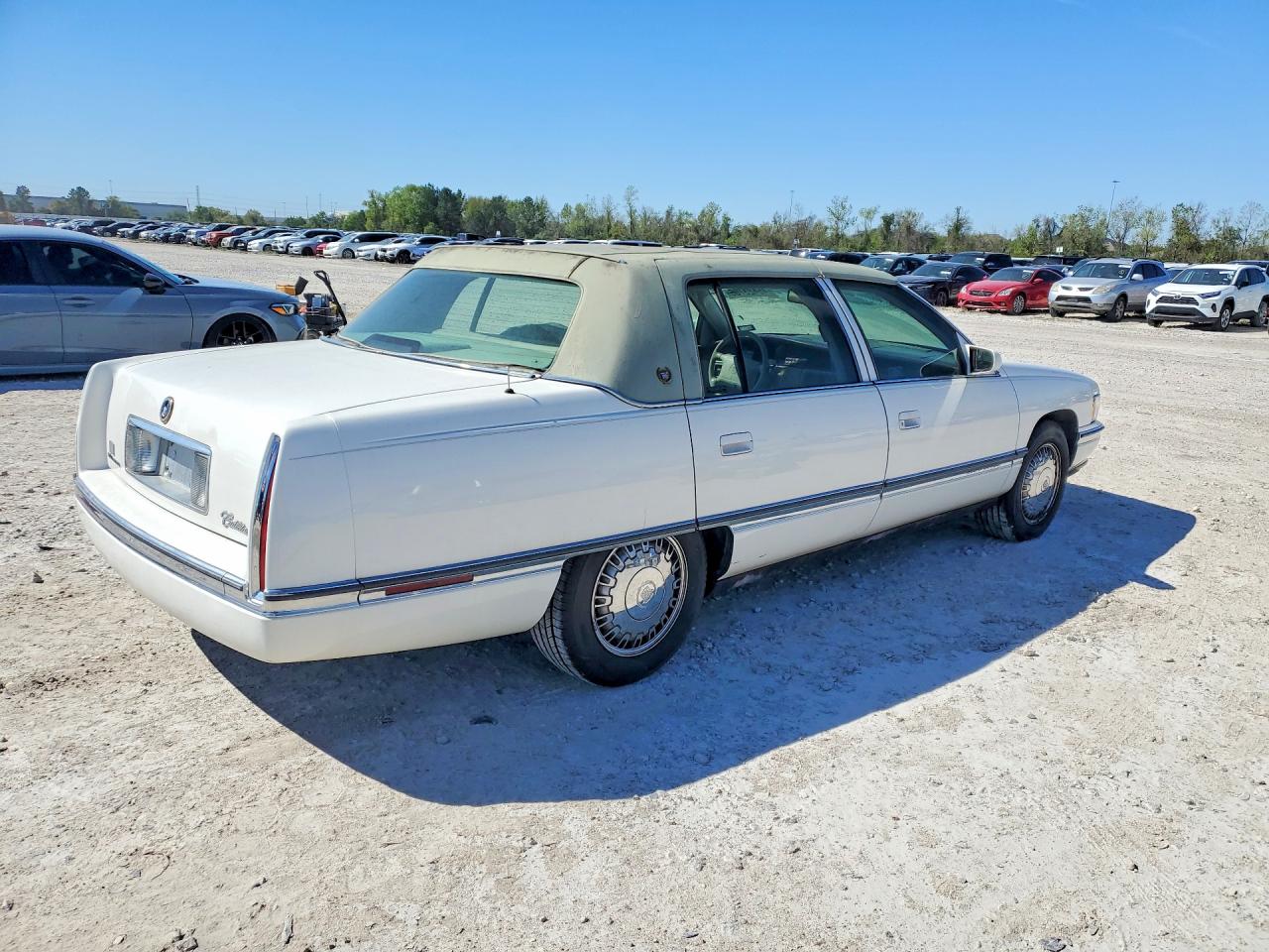 1996 Cadillac Deville Белый vin: 1G6KD52Y9TU268039