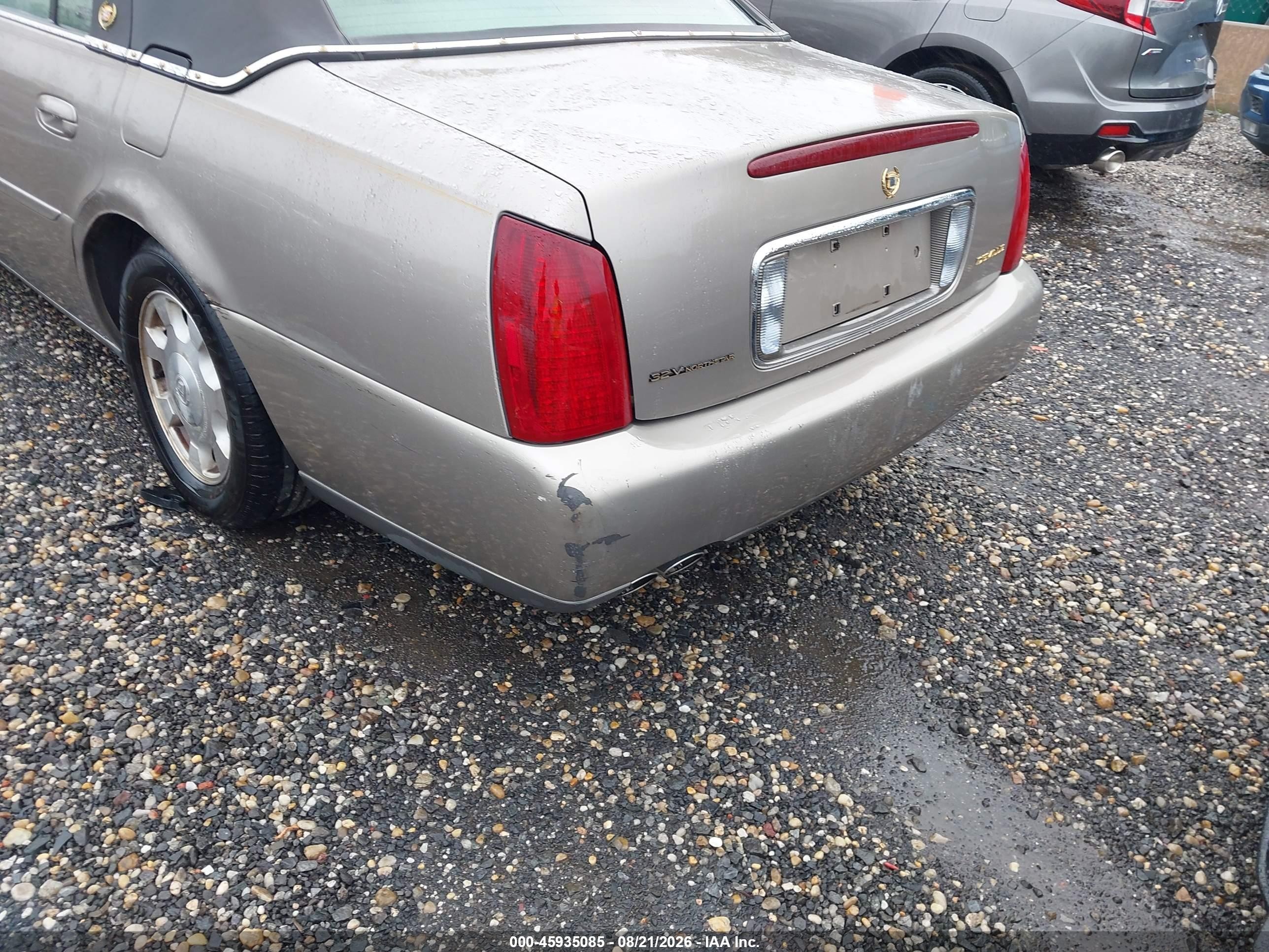 2002 Cadillac Deville   Бежевый vin: 1G6KD54Y02U121099