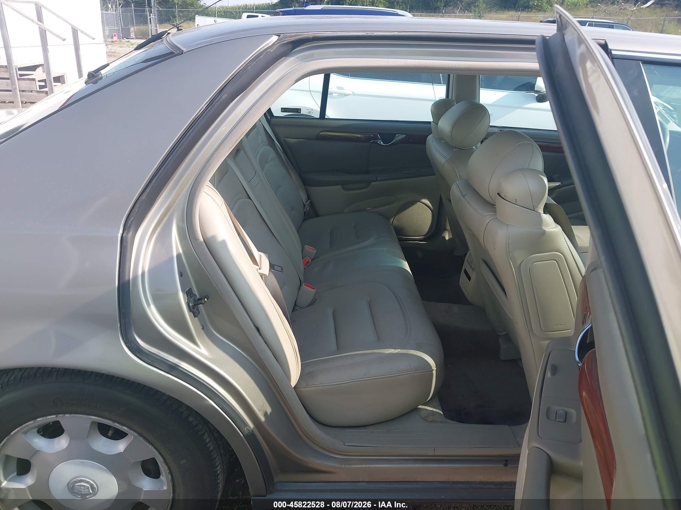 2002 Cadillac Deville   Gold vin: 1G6KD54Y02U246989