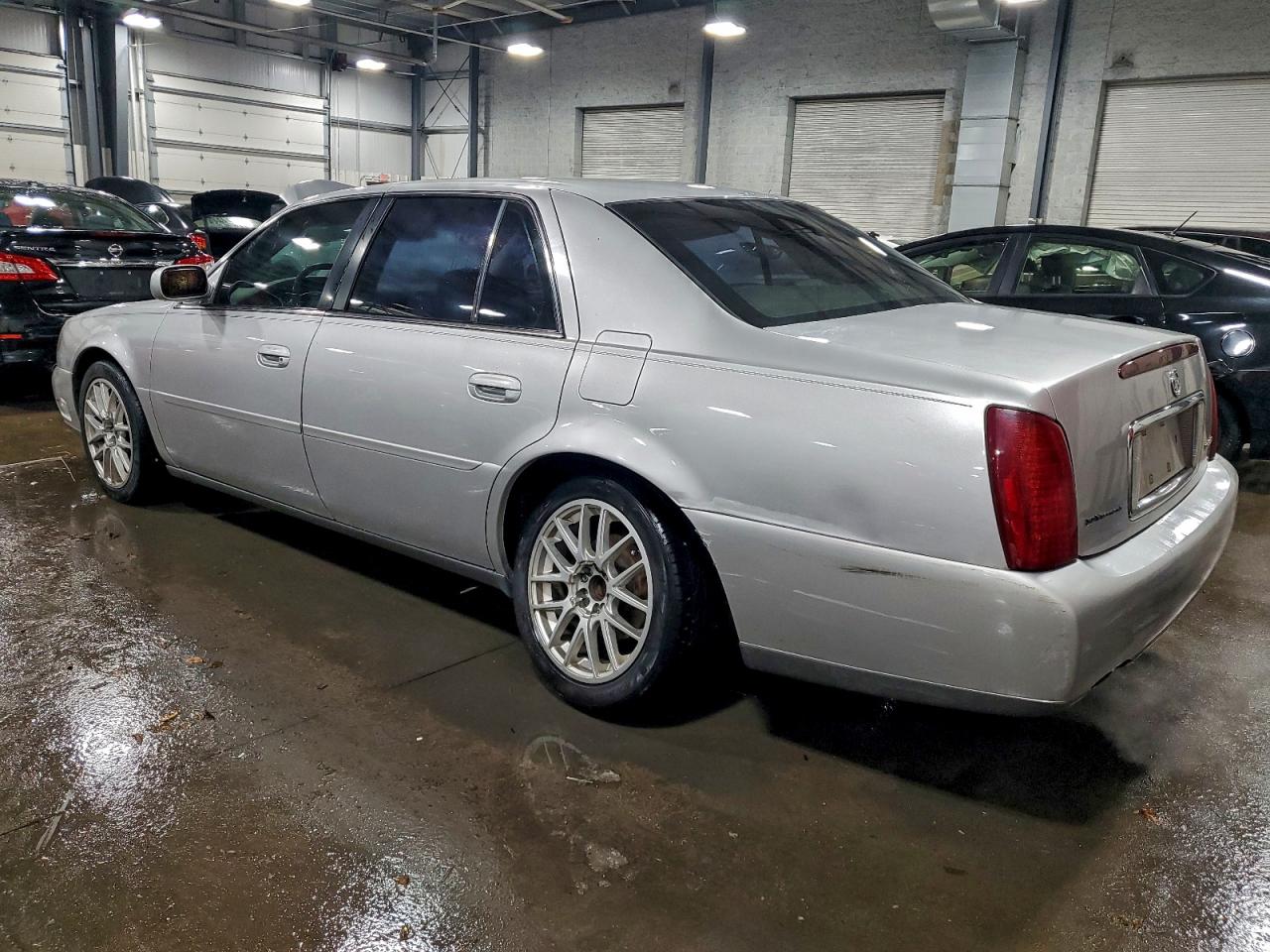 2002 Cadillac Deville Silver vin: 1G6KD54Y02U267731