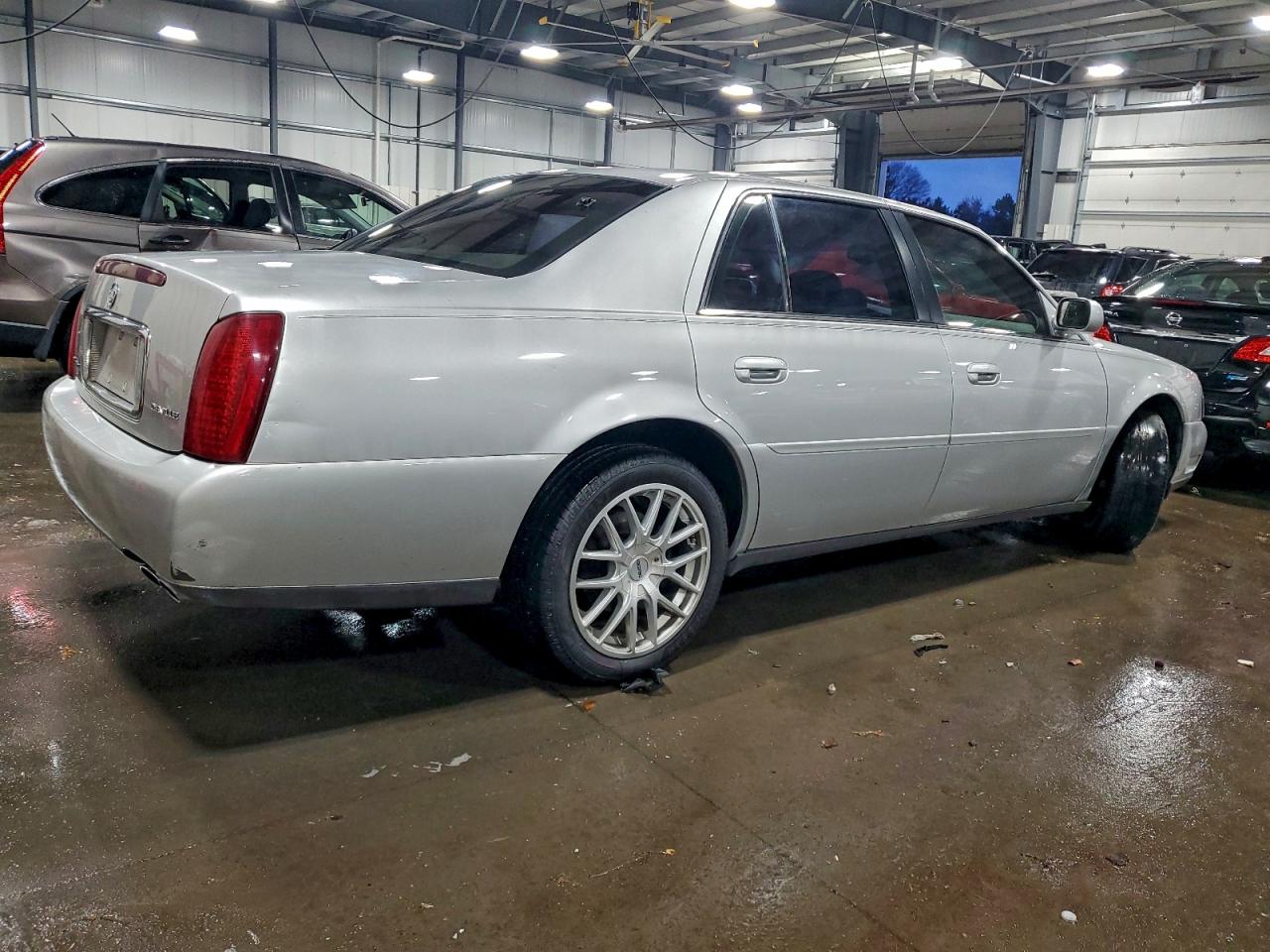 2002 Cadillac Deville Silver vin: 1G6KD54Y02U267731