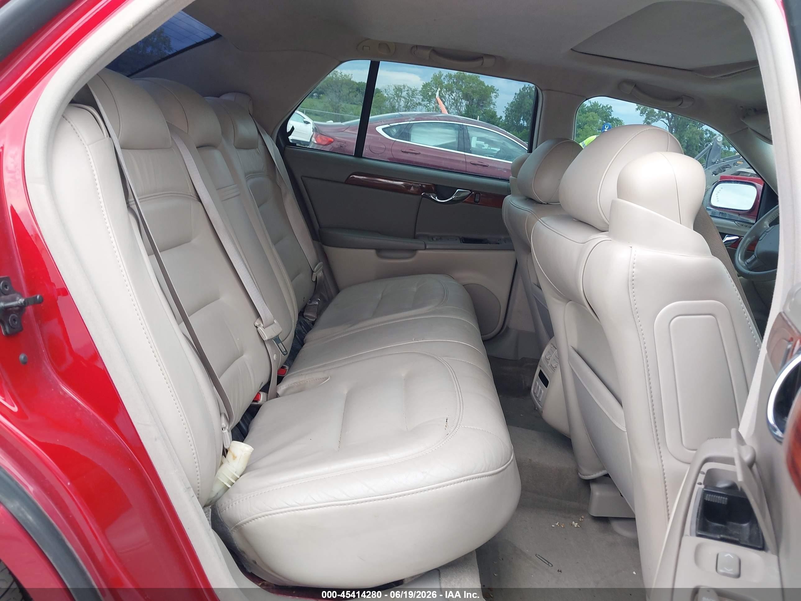 2003 Cadillac Deville Standard Red vin: 1G6KD54Y03U243723