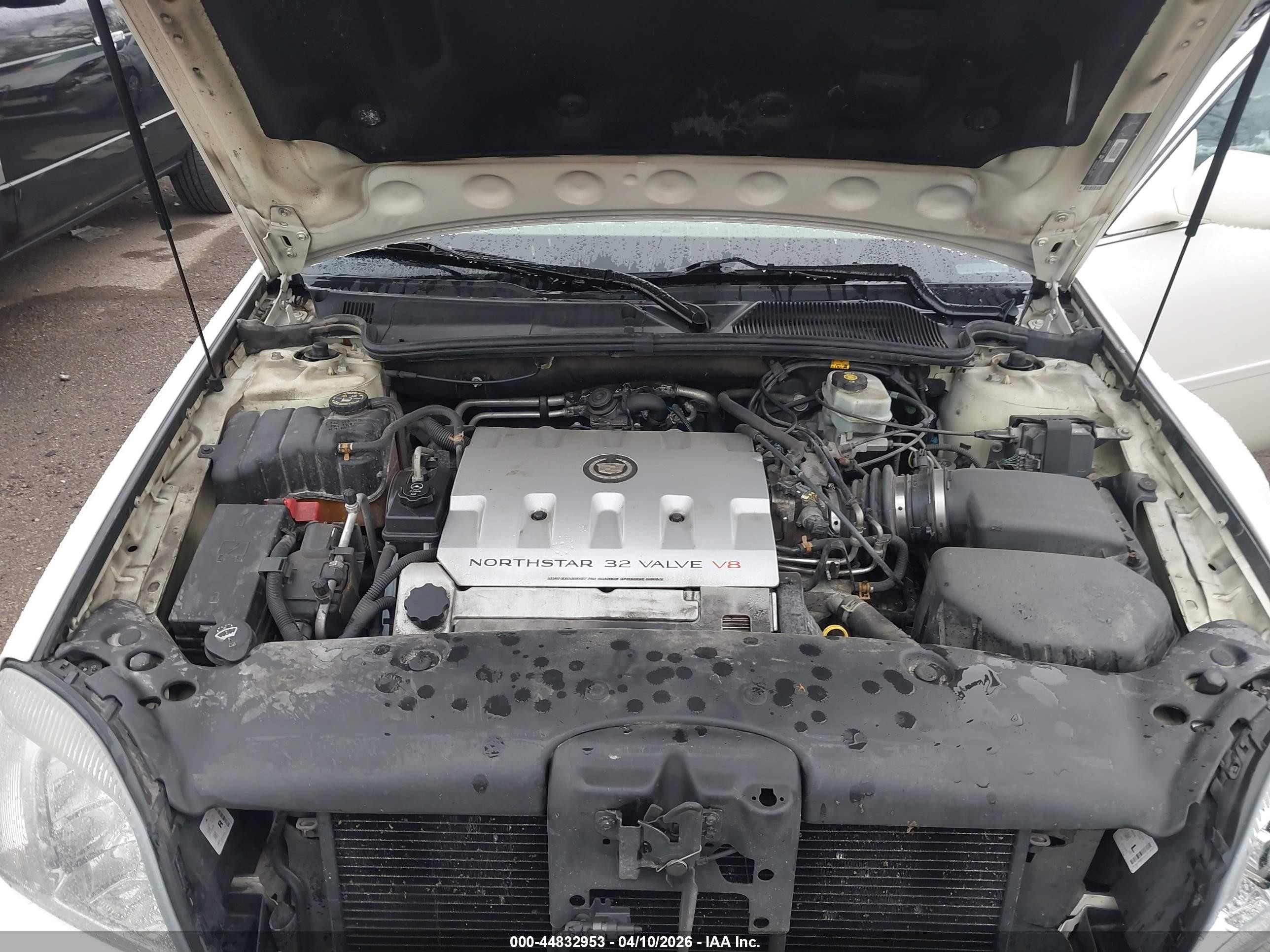 2003 Cadillac Deville Standard White vin: 1G6KD54Y03U280643