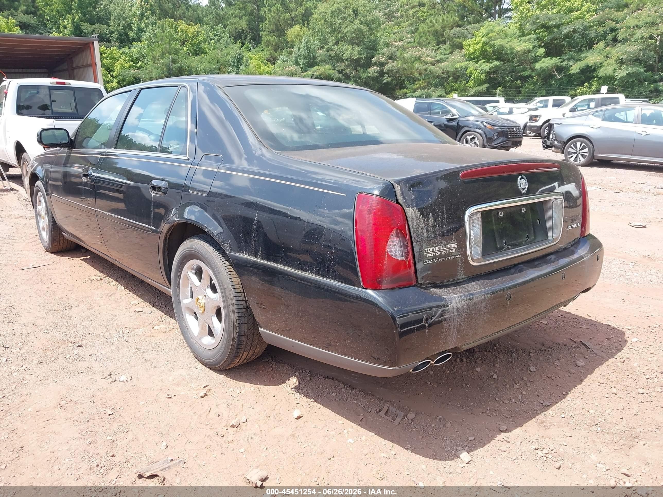 2000 Cadillac Deville Standard Black vin: 1G6KD54Y0YU174801