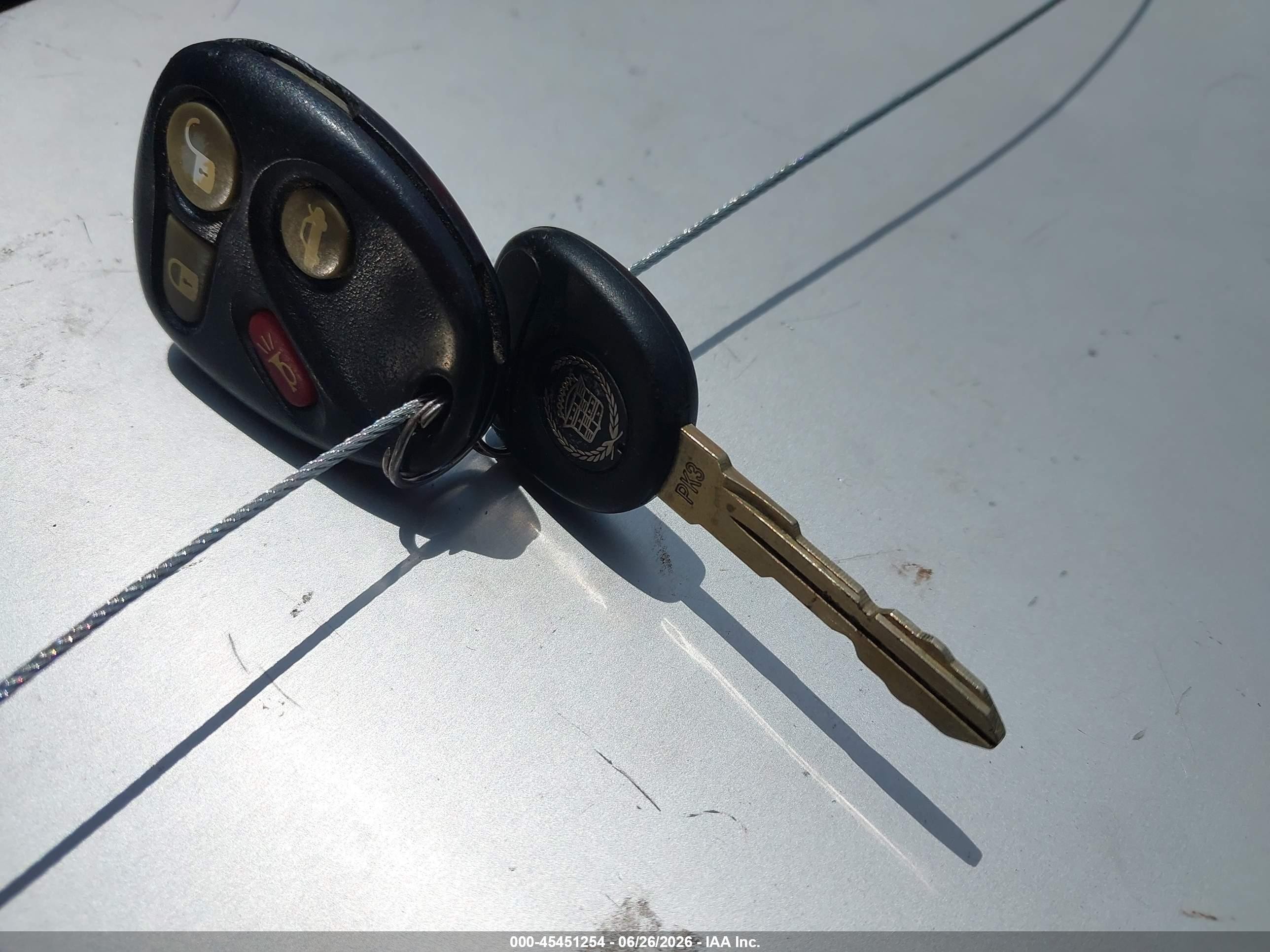 2000 Cadillac Deville Standard Black vin: 1G6KD54Y0YU174801