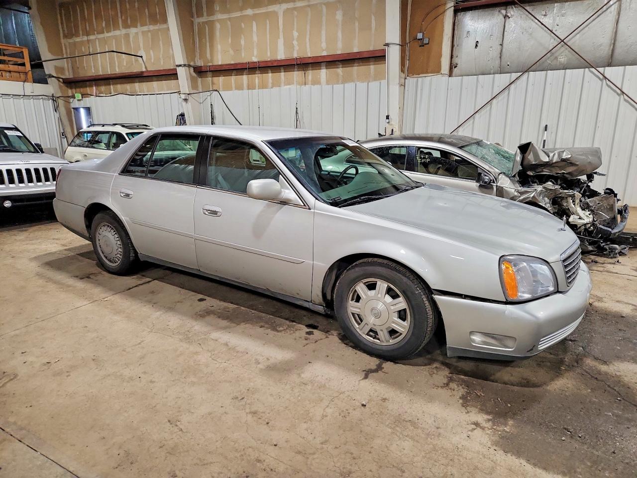 2003 Cadillac Deville Base Silver vin: 1G6KD54Y13U102403