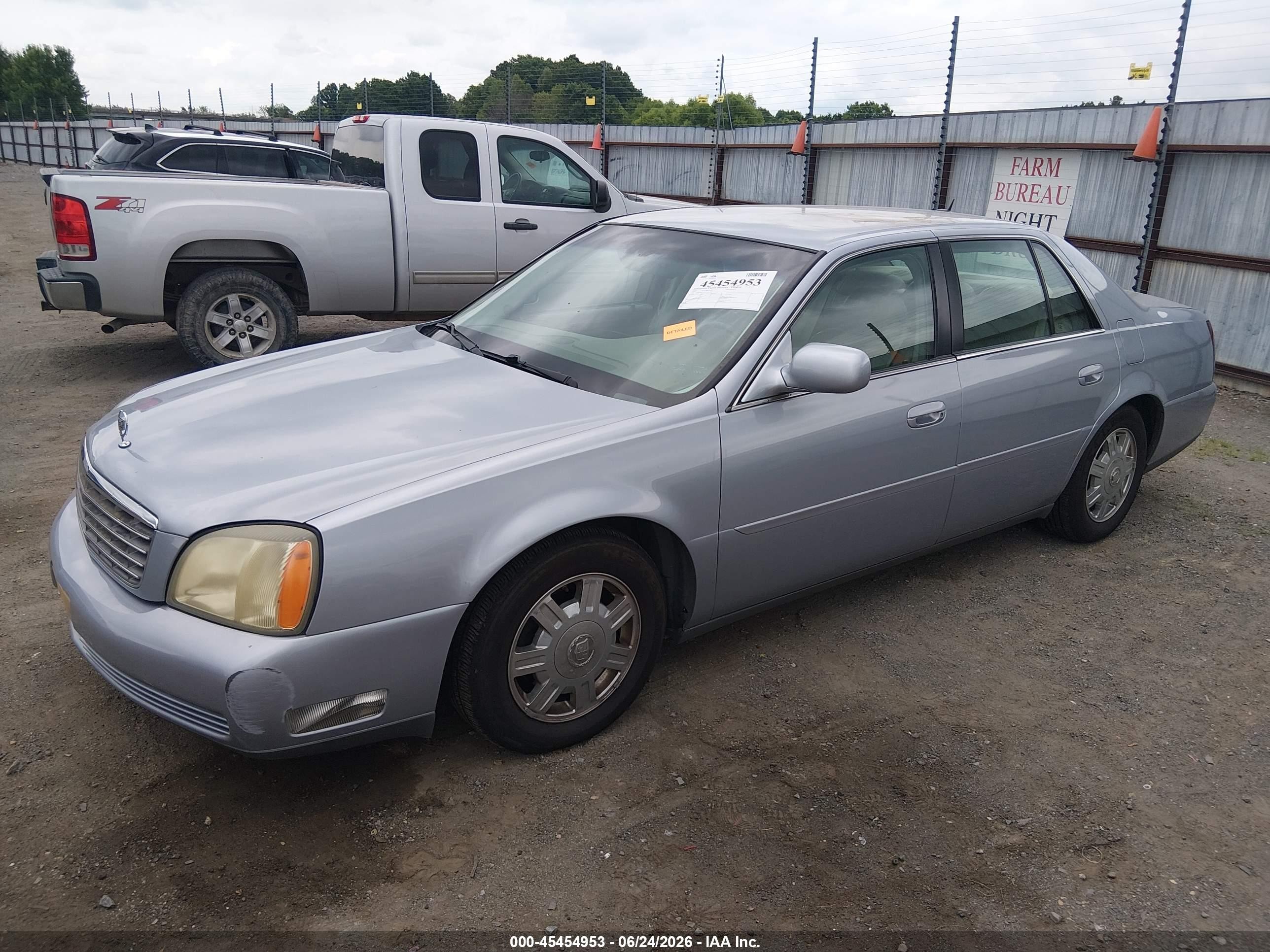 2005 Cadillac Deville   Light Blue vin: 1G6KD54Y15U118510