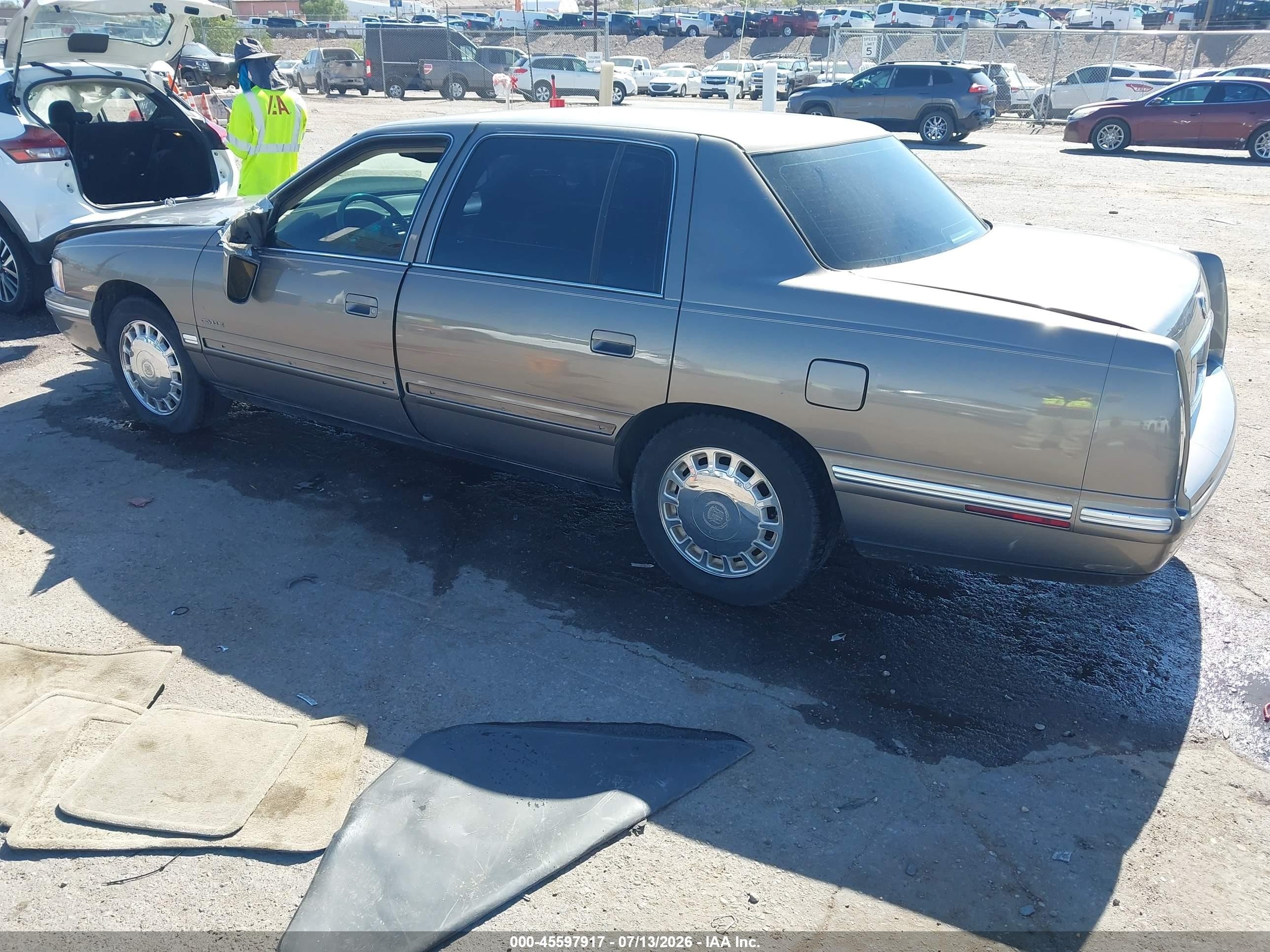 1999 Cadillac Deville Standard Dark Brown vin: 1G6KD54Y1XU740978