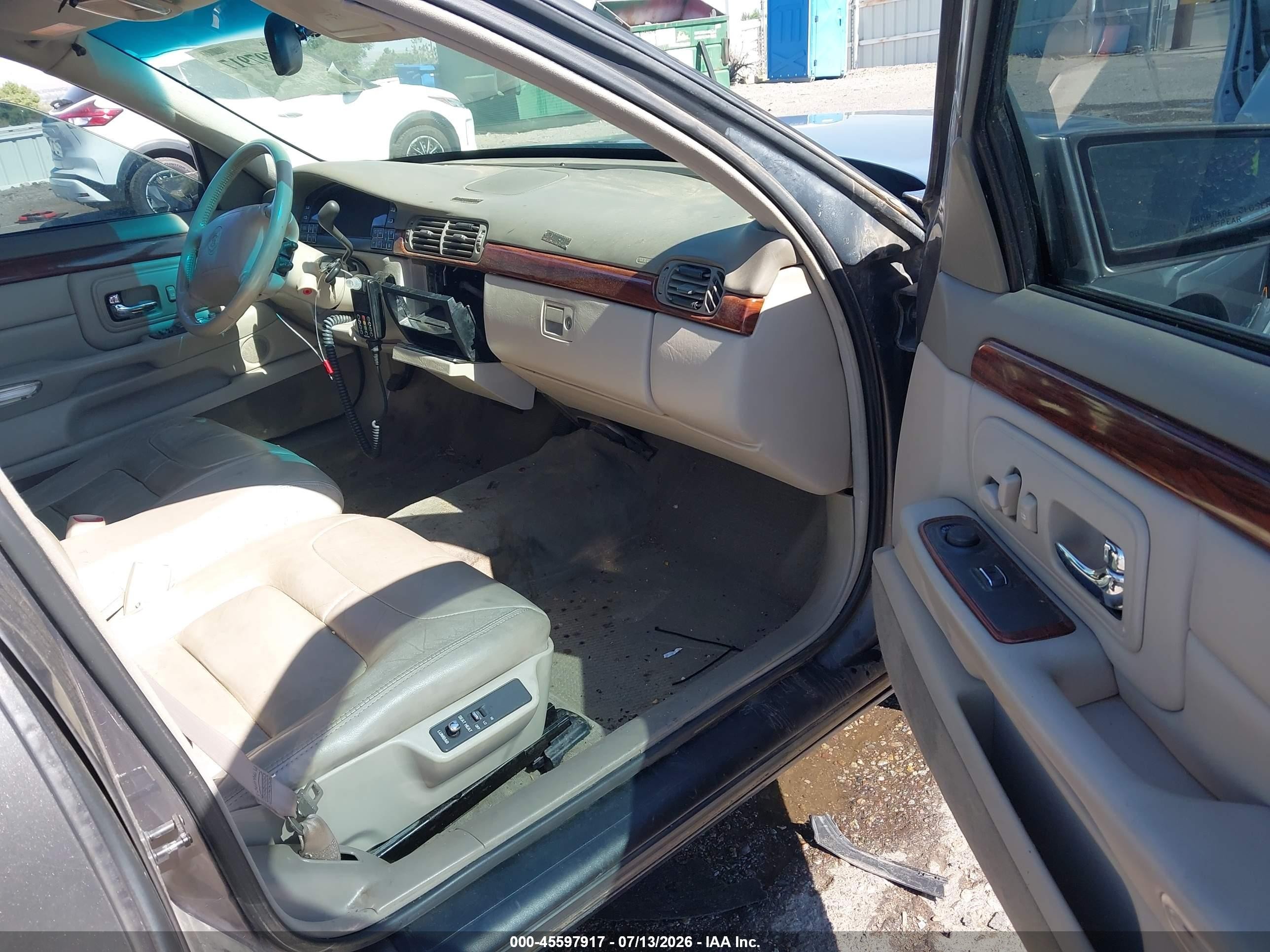 1999 Cadillac Deville Standard Dark Brown vin: 1G6KD54Y1XU740978