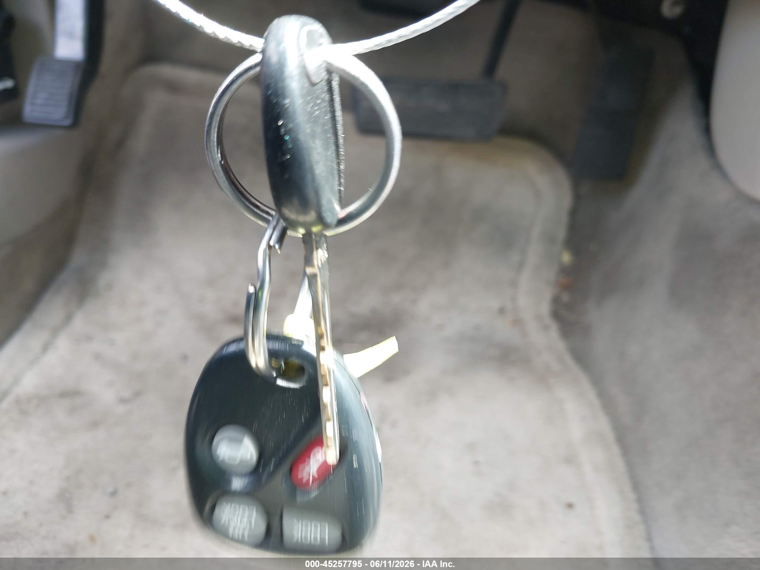2002 Cadillac Deville Standard Champagne vin: 1G6KD54Y22U219888