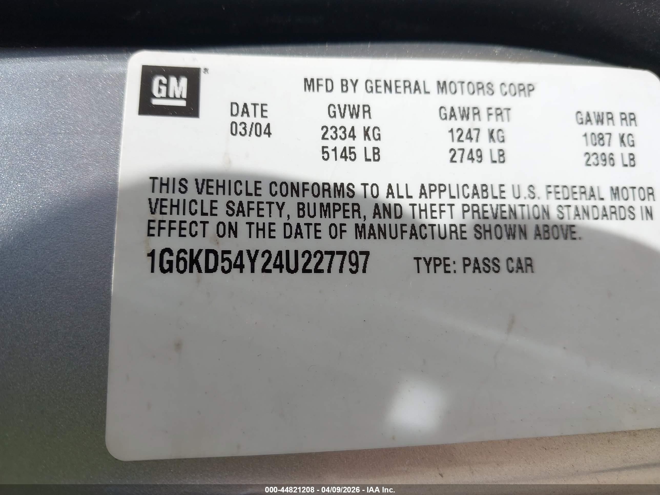 2004 Cadillac Deville Standard Серебряный vin: 1G6KD54Y24U227797