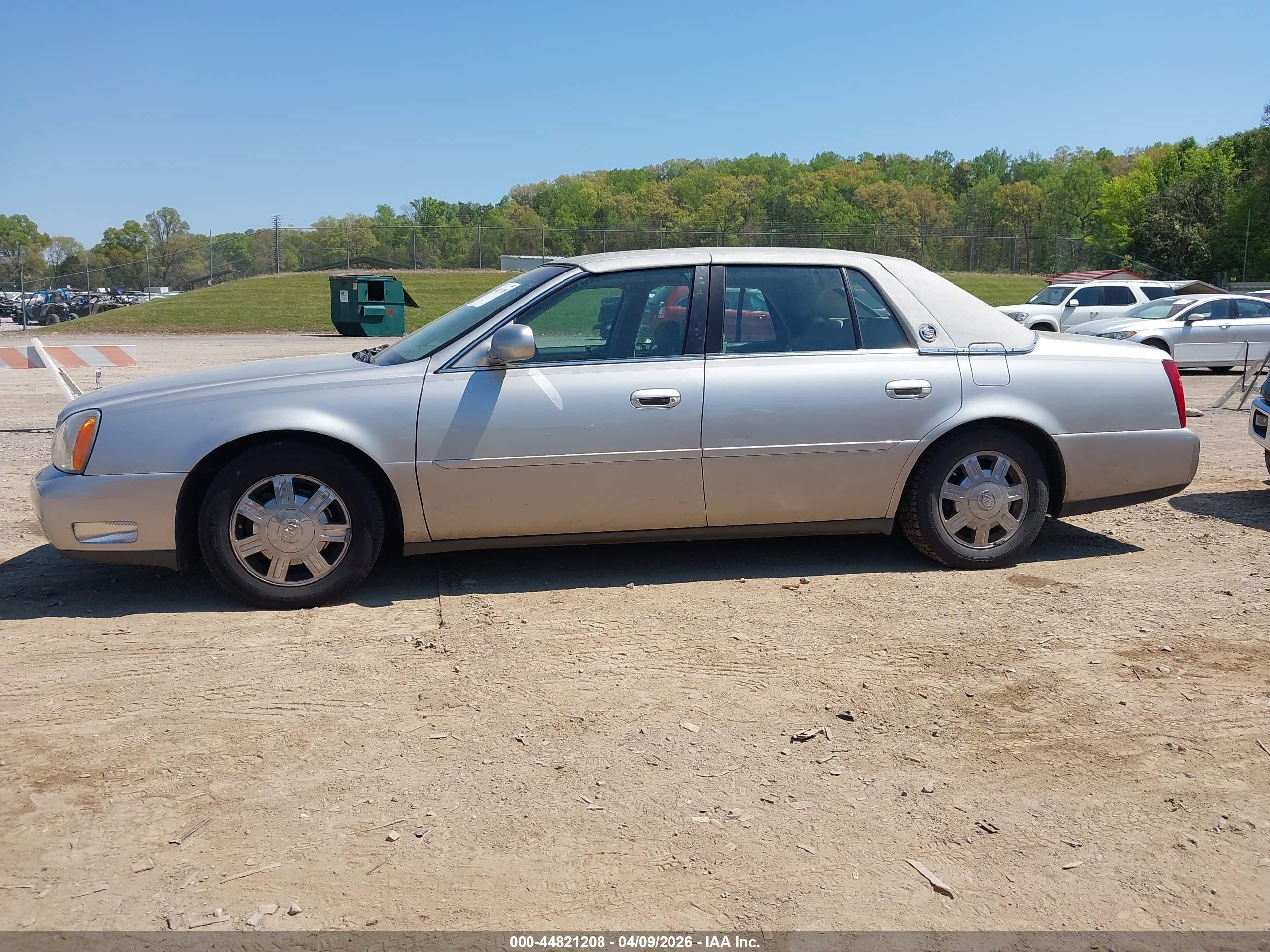 2004 Cadillac Deville Standard Серебряный vin: 1G6KD54Y24U227797