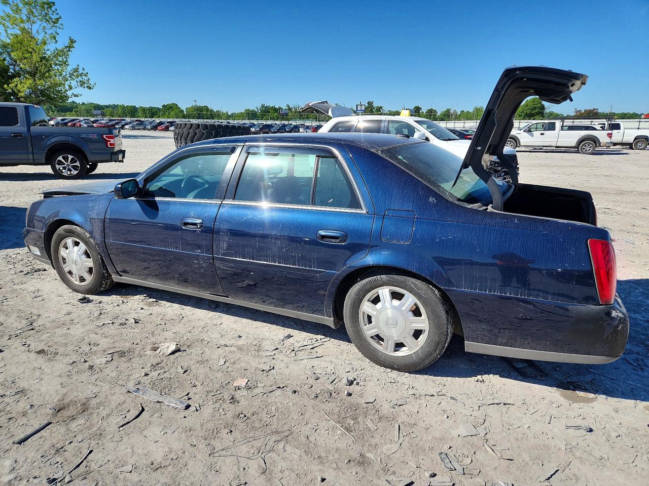 2005 Cadillac Deville Blue vin: 1G6KD54Y25U101229