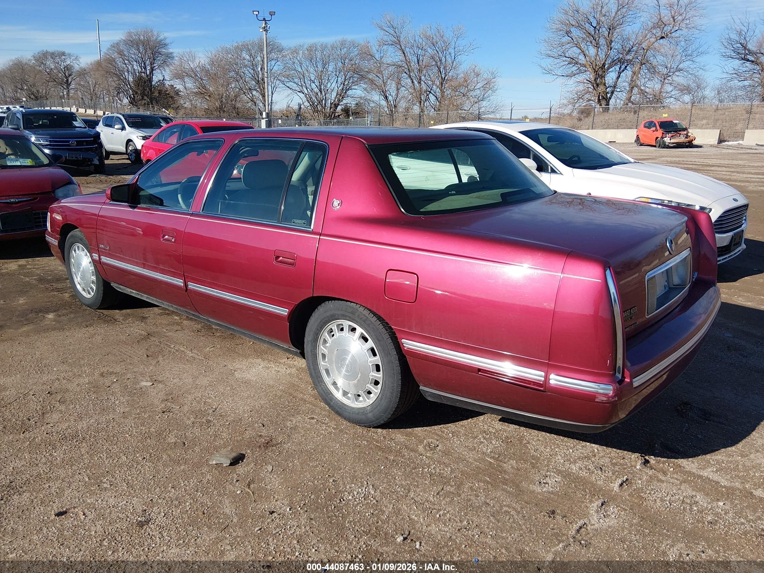 1998 Cadillac Deville Standard Maroon vin: 1G6KD54Y2WU703274
