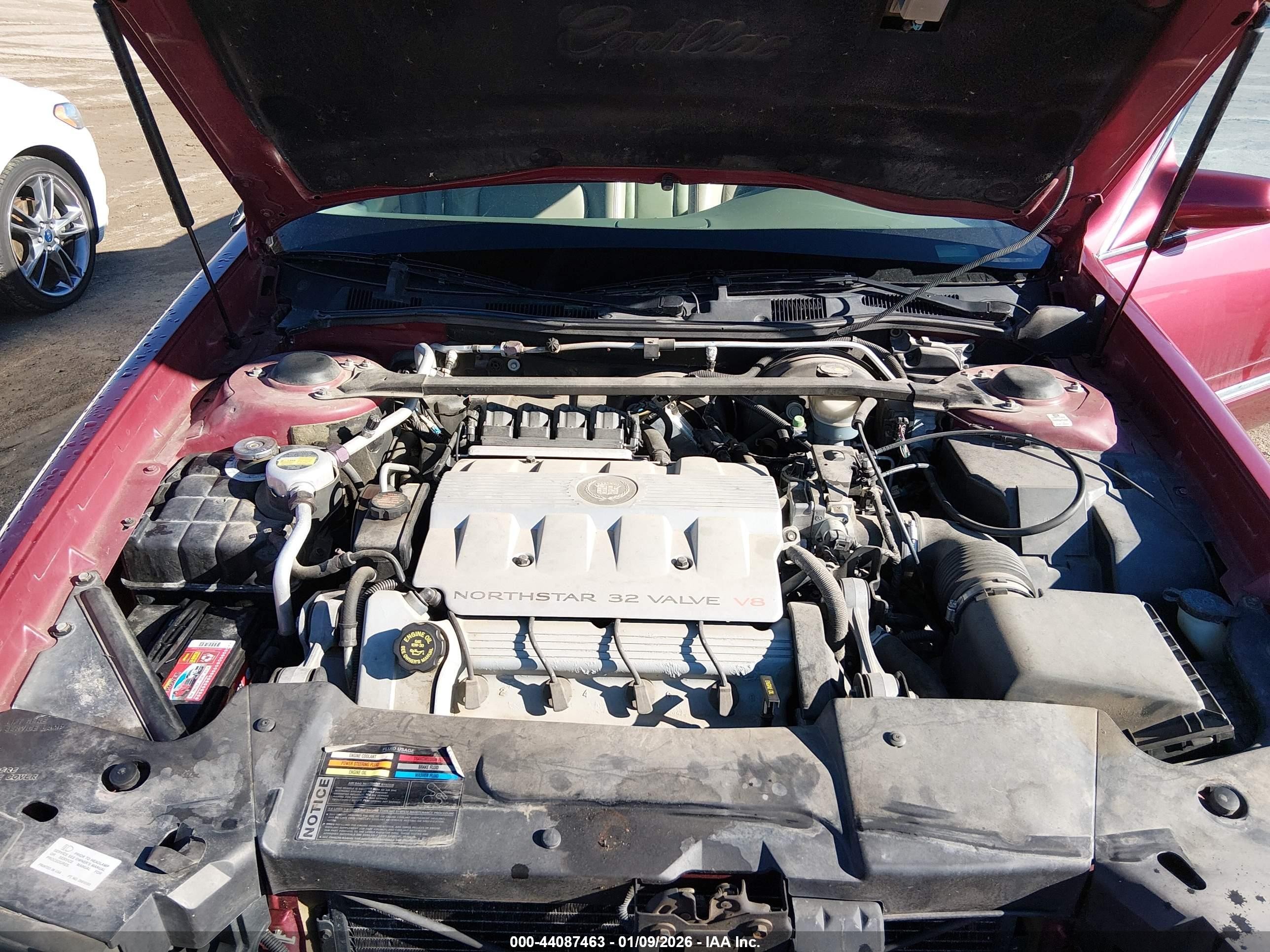 1998 Cadillac Deville Standard Maroon vin: 1G6KD54Y2WU703274