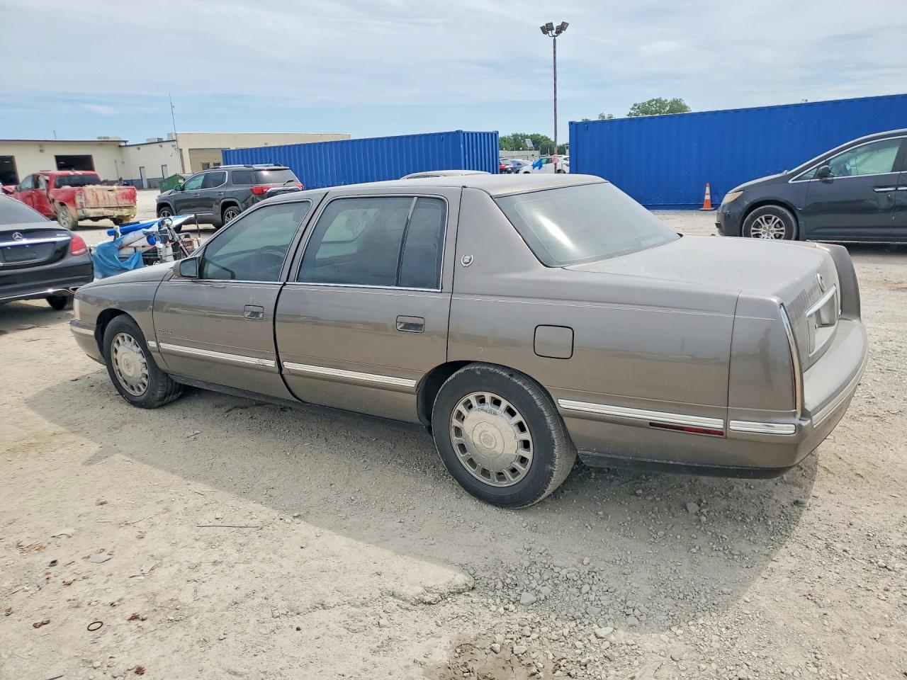 1999 Cadillac Deville Gray vin: 1G6KD54Y2XU798081