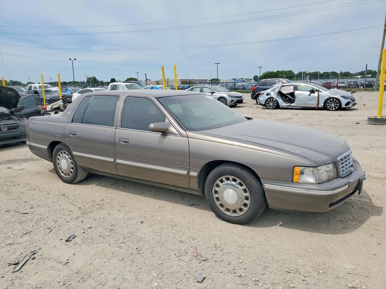 1999 Cadillac Deville Gray vin: 1G6KD54Y2XU798081