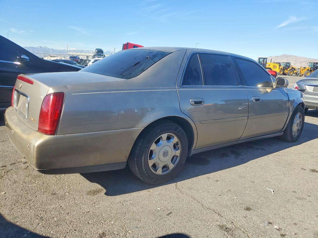 2000 Cadillac Deville Tan vin: 1G6KD54Y2YU267724