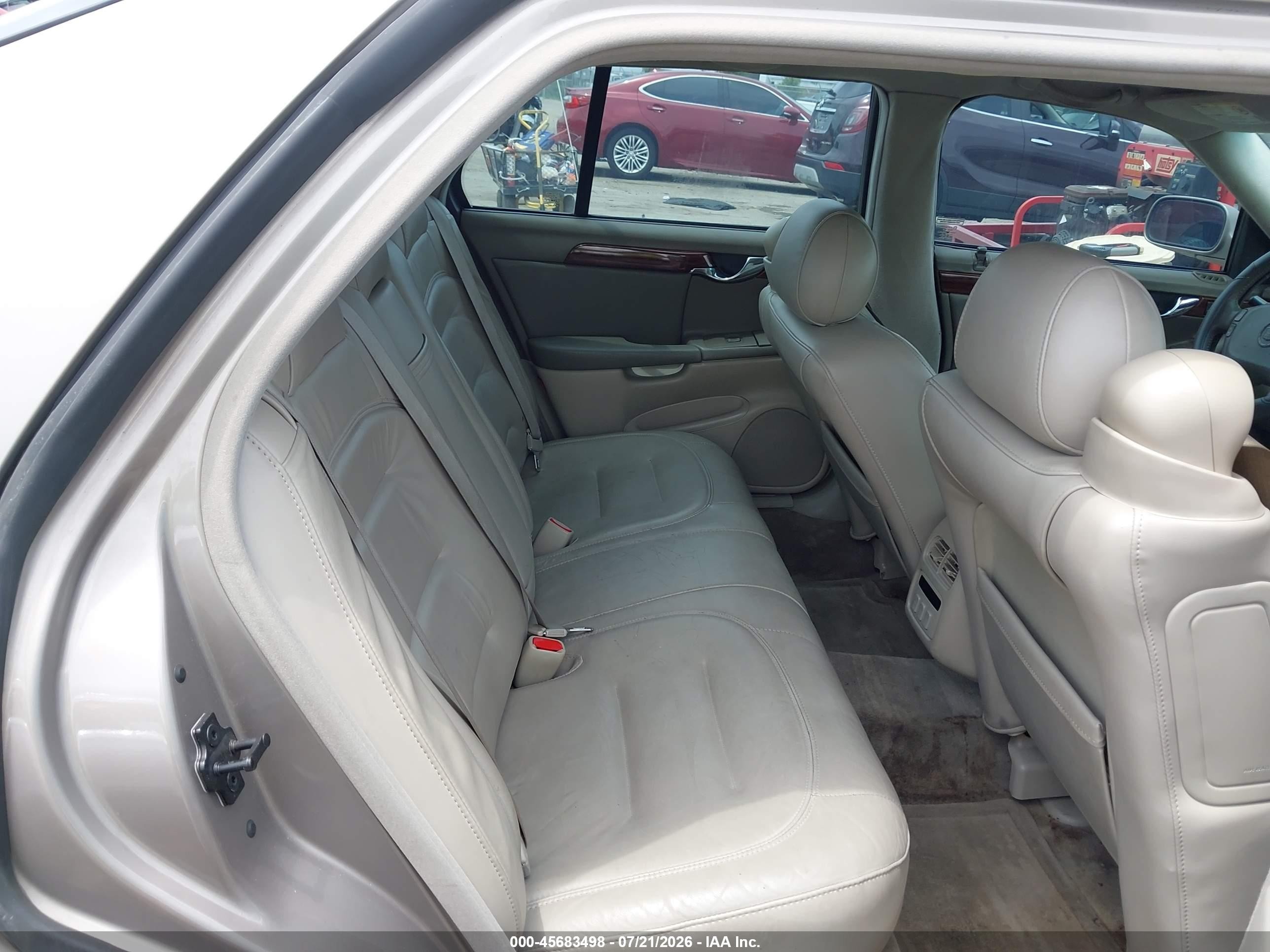2003 Cadillac Deville Standard Gold vin: 1G6KD54Y33U180293