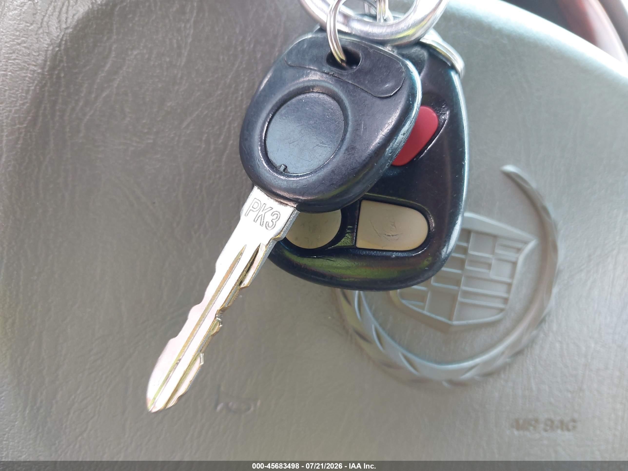 2003 Cadillac Deville Standard Gold vin: 1G6KD54Y33U180293