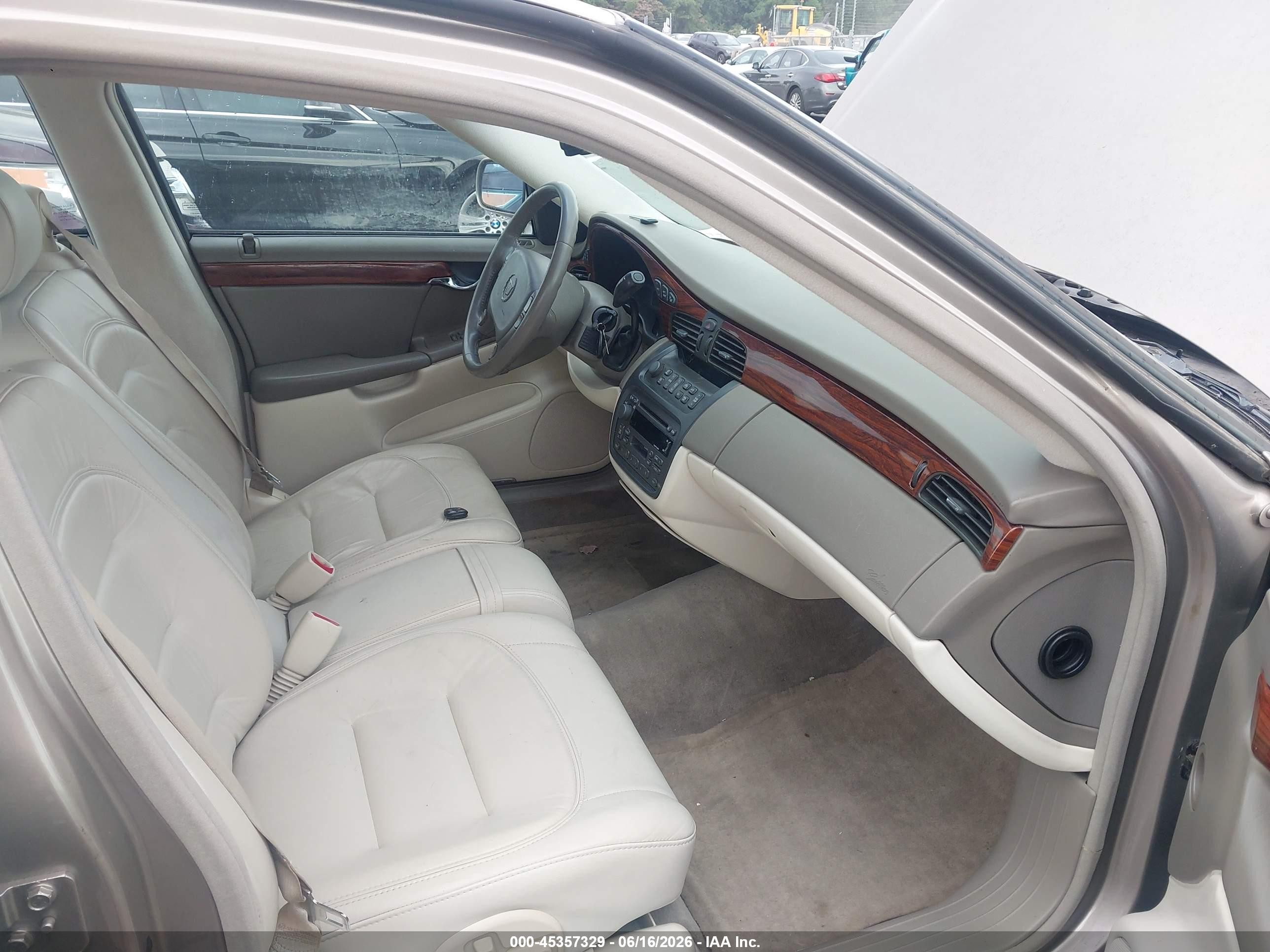 2003 Cadillac Deville Standard Brown vin: 1G6KD54Y33U265246