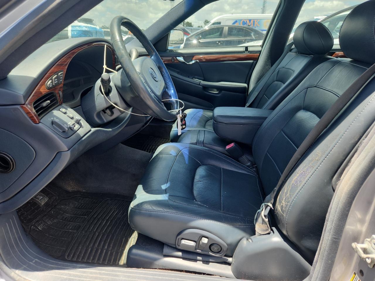 2004 Cadillac Deville Silver vin: 1G6KD54Y34U248450
