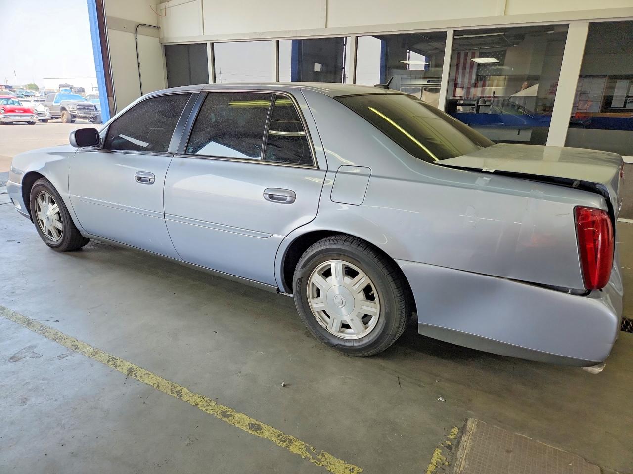 2005 Cadillac Deville Silver vin: 1G6KD54Y35U260440