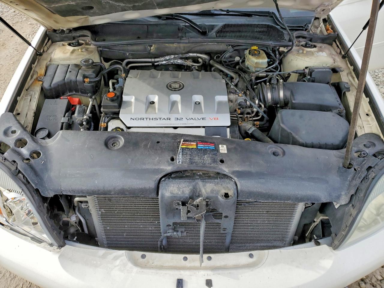 2000 Cadillac Deville White vin: 1G6KD54Y3YU353401