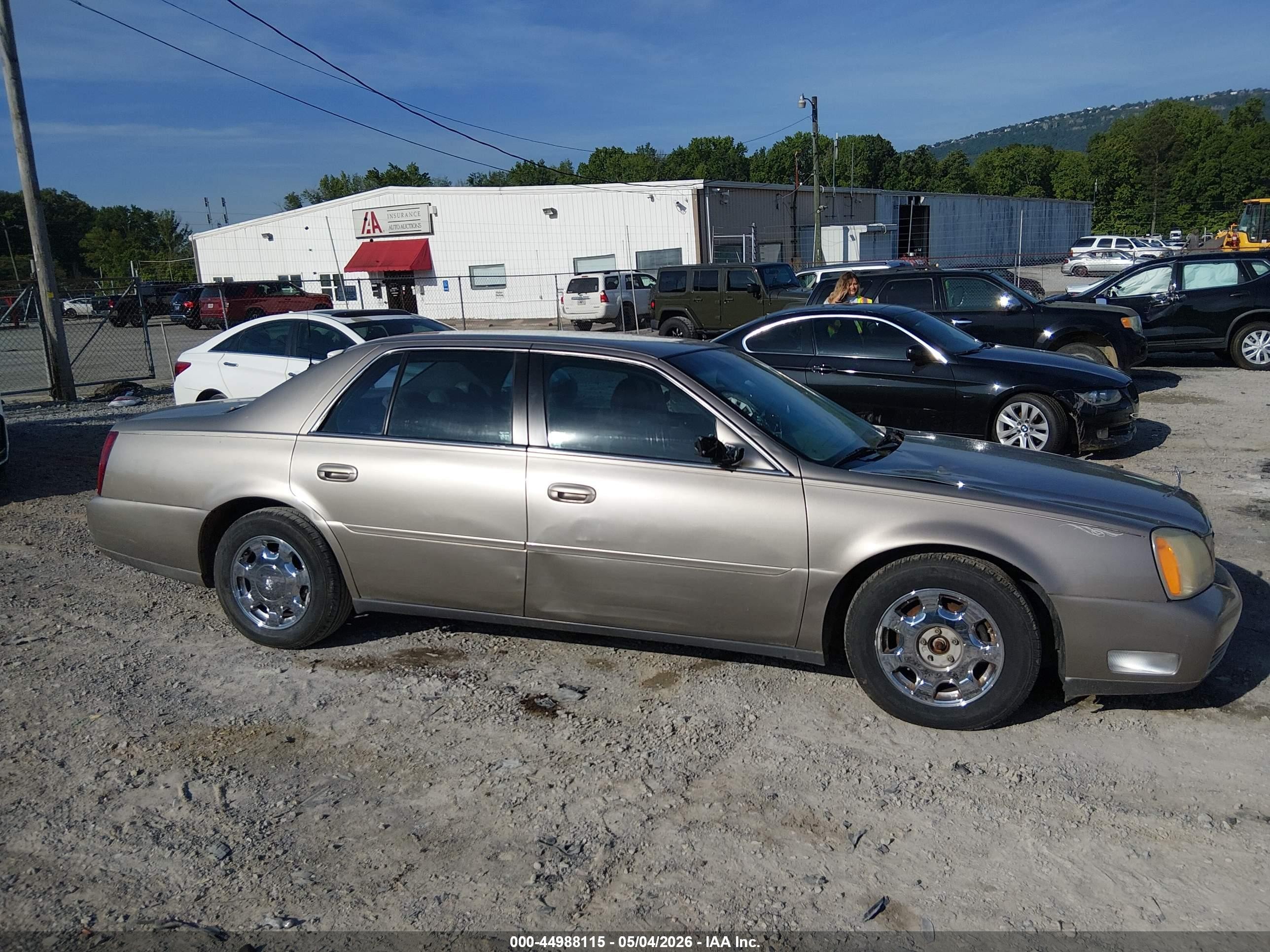2001 Cadillac Deville Standard Золотой vin: 1G6KD54Y41U286622