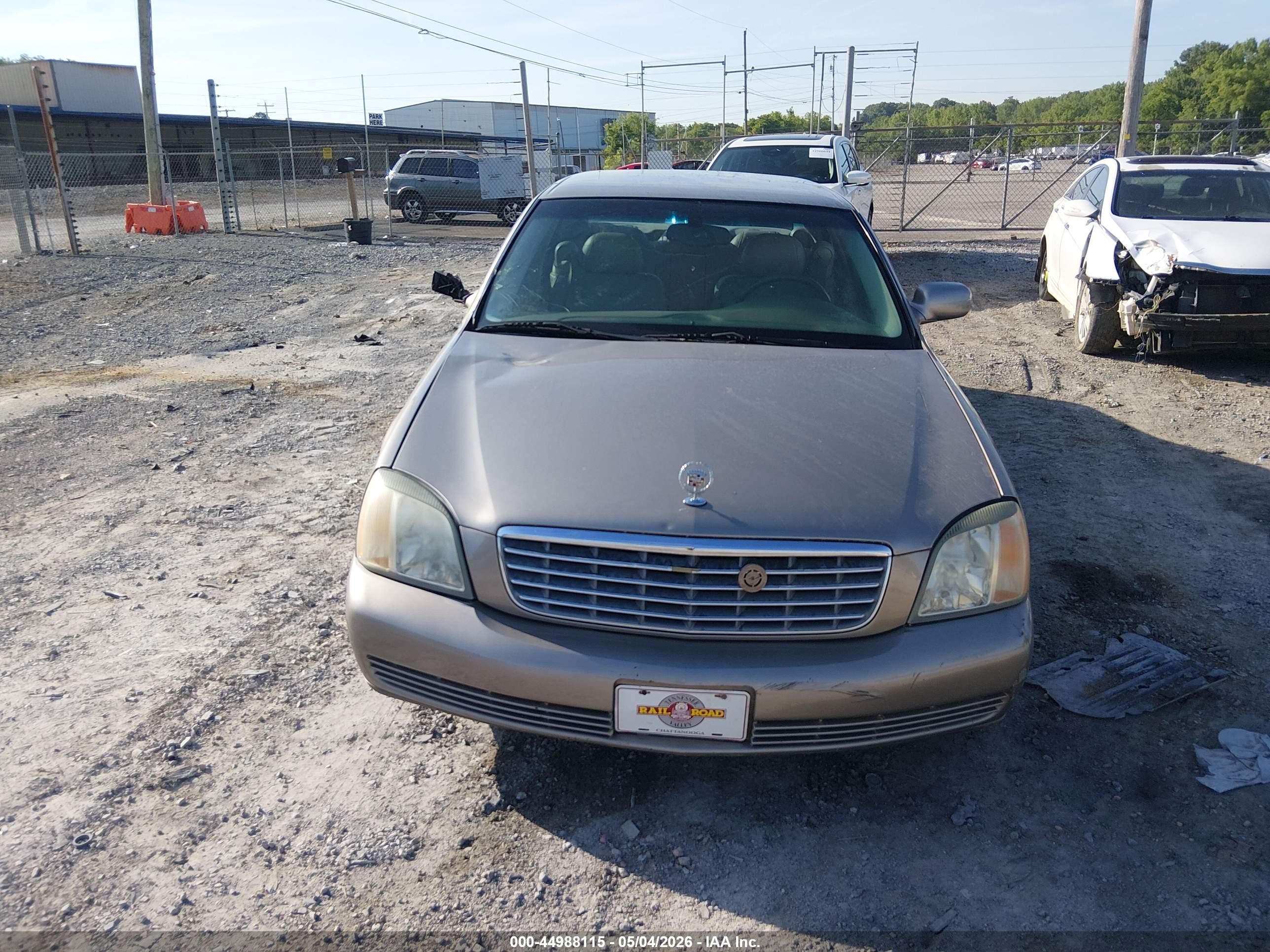 2001 Cadillac Deville Standard Золотой vin: 1G6KD54Y41U286622