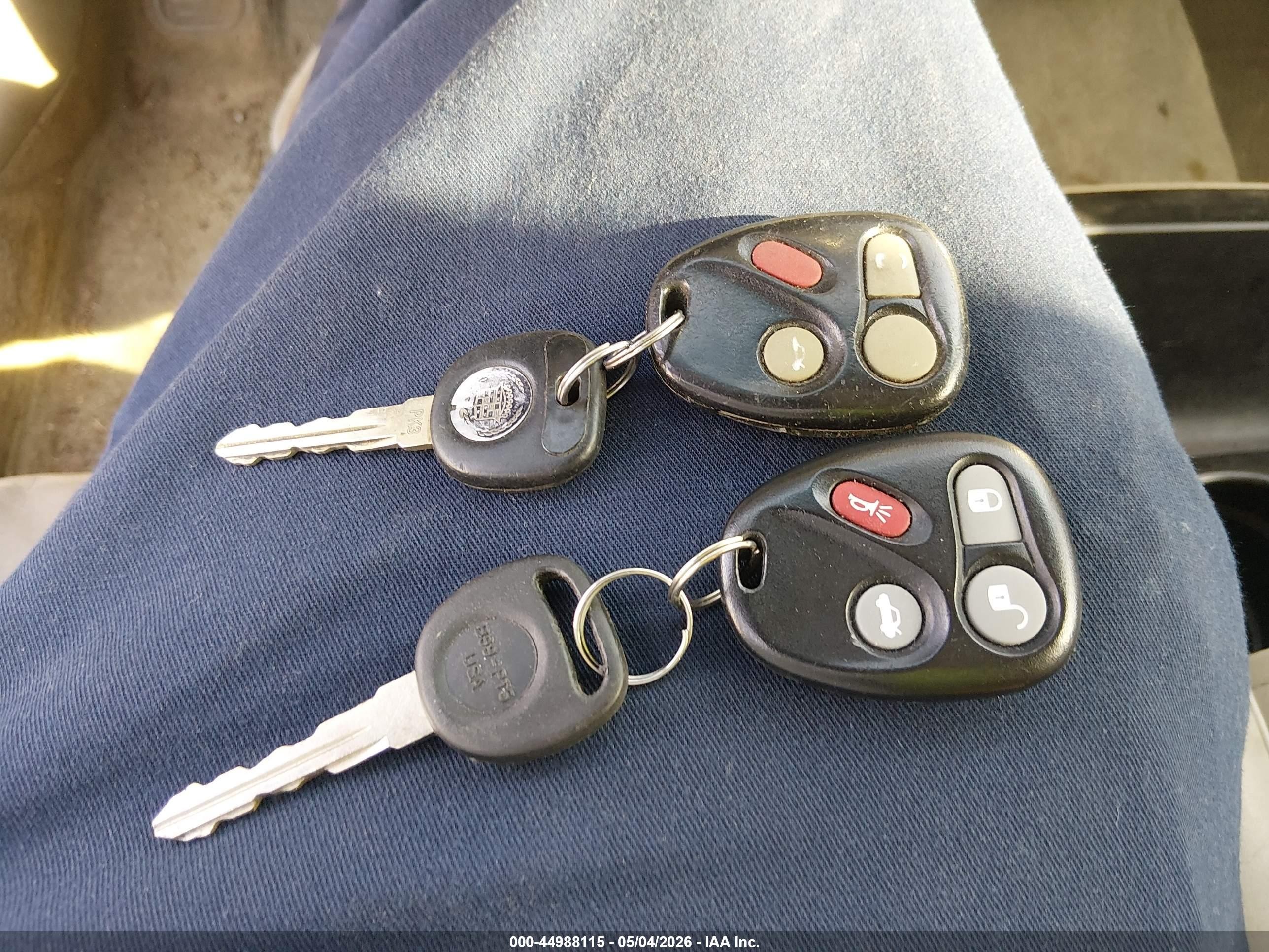 2001 Cadillac Deville Standard Золотой vin: 1G6KD54Y41U286622