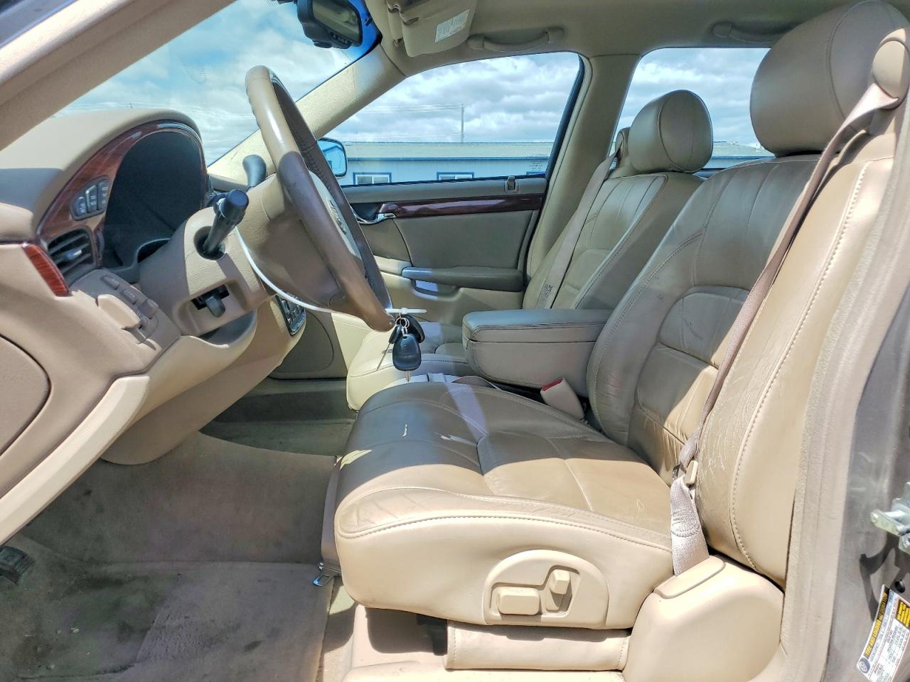 2004 Cadillac Deville Tan vin: 1G6KD54Y44U181311