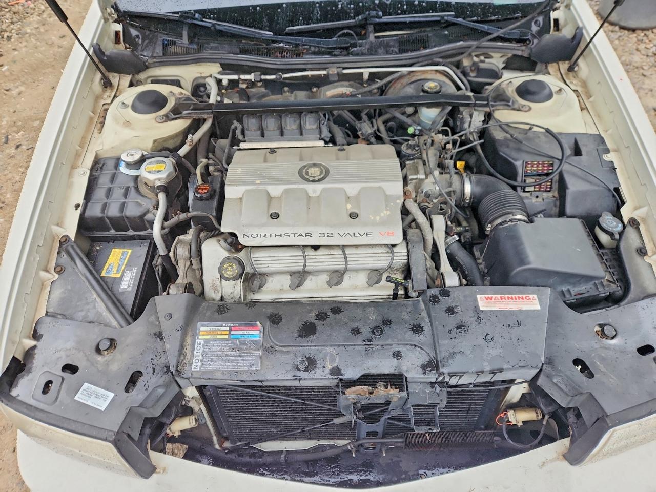 1999 Cadillac Deville Белый vin: 1G6KD54Y4XU722460