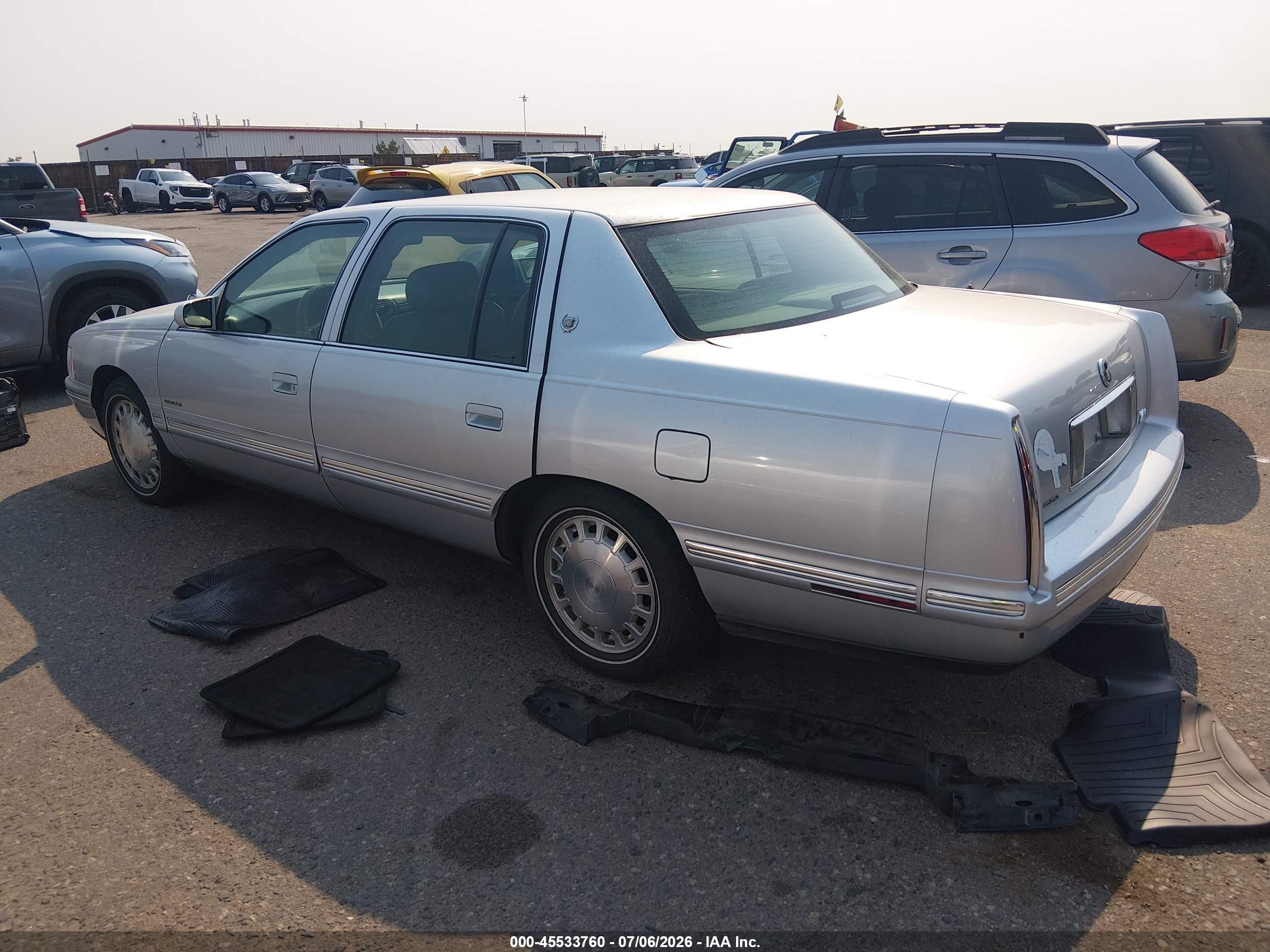 1999 Cadillac Deville Standard Silver vin: 1G6KD54Y4XU806083