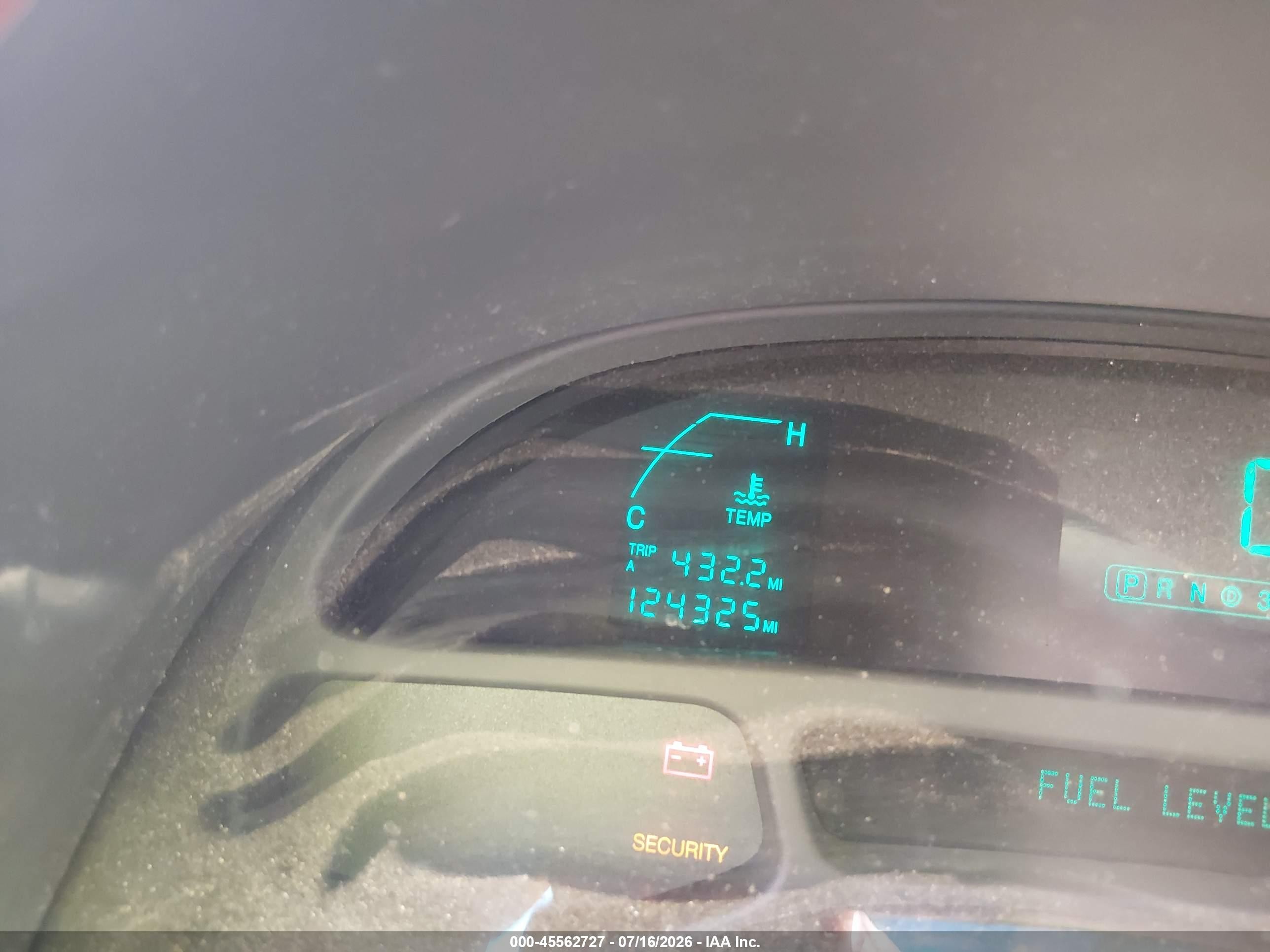 2002 Cadillac Deville   Gold vin: 1G6KD54Y52U152252
