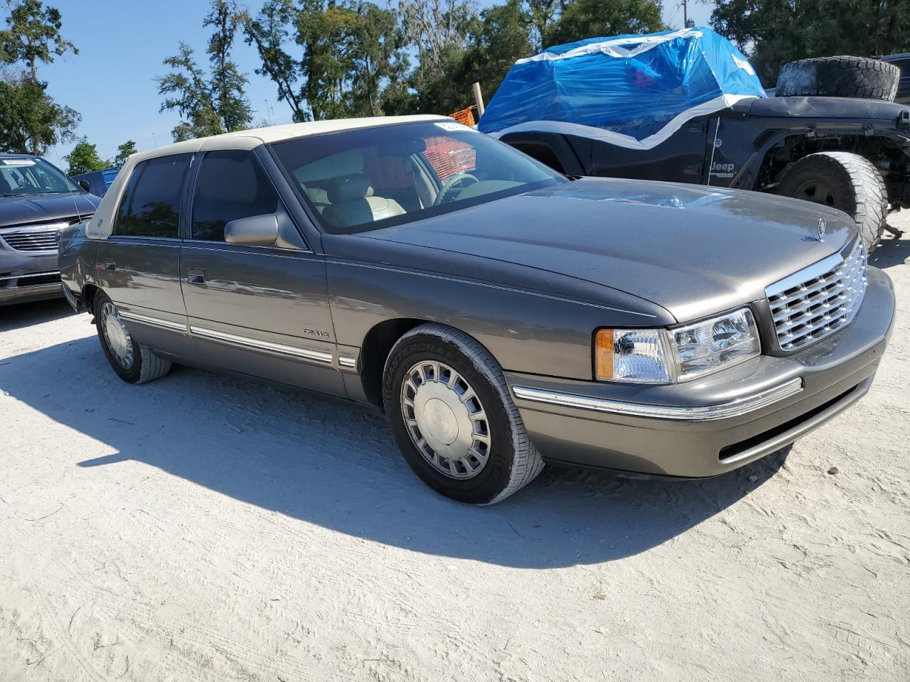 1998 Cadillac Deville Серый vin: 1G6KD54Y5WU781595