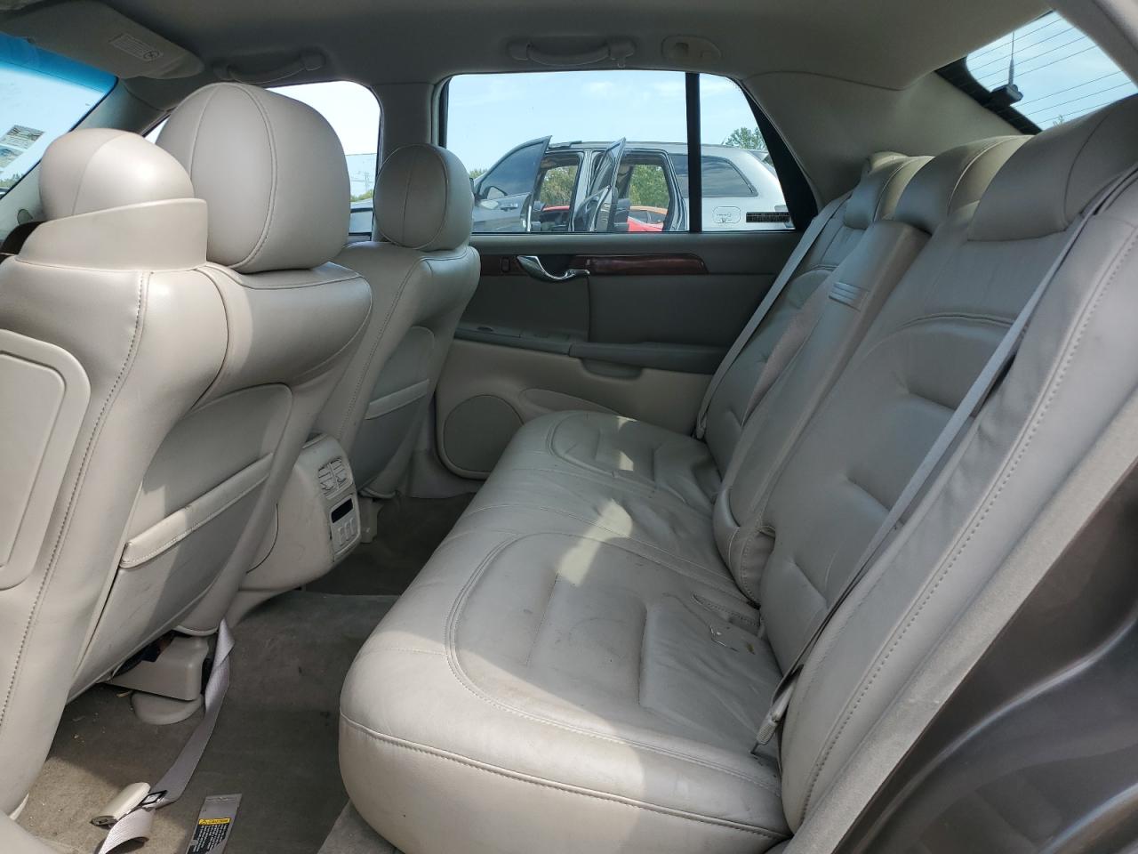 2000 Cadillac Deville Tan vin: 1G6KD54Y5YU293475