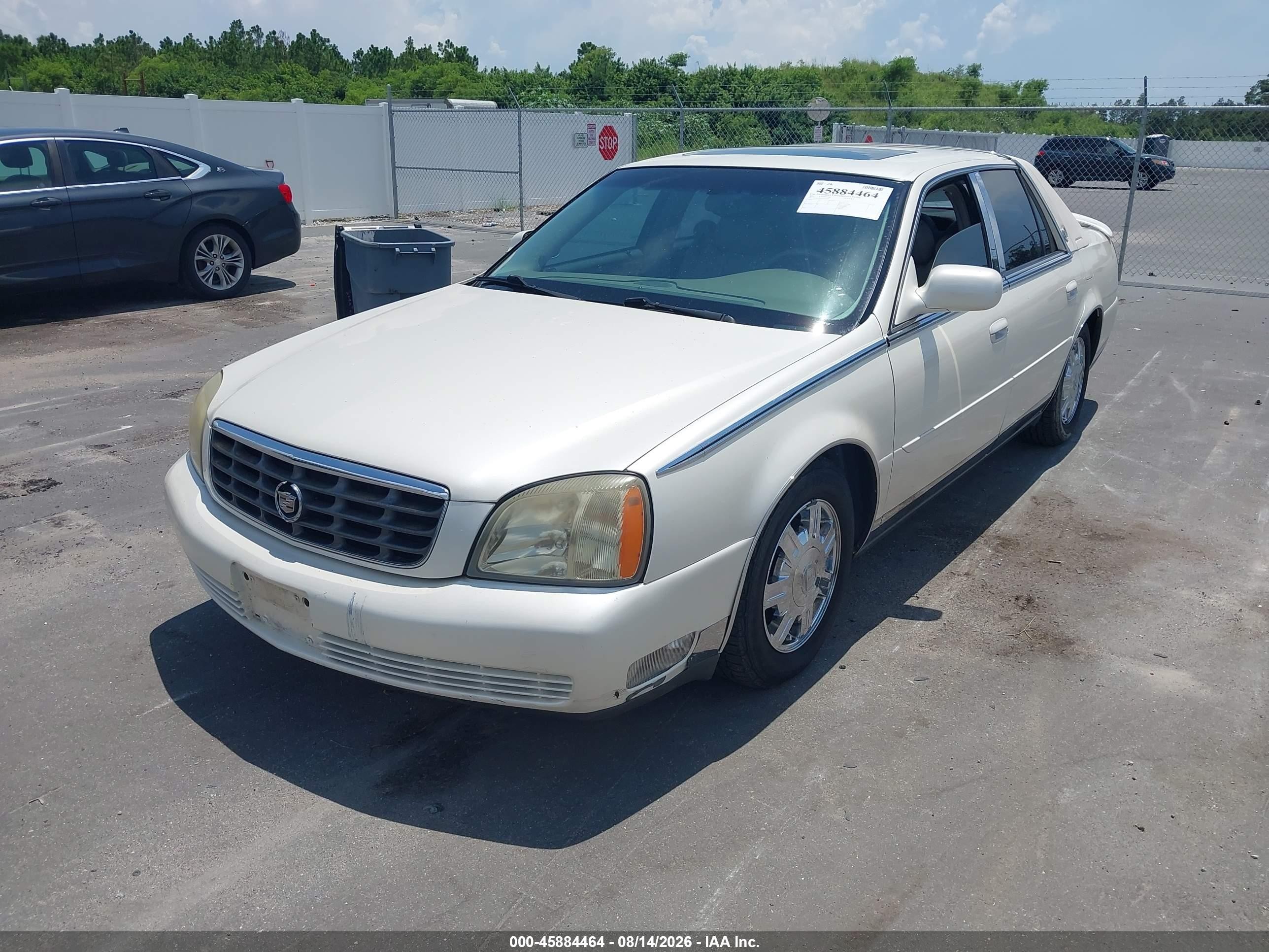 2003 Cadillac Deville Standard White vin: 1G6KD54Y63U271607