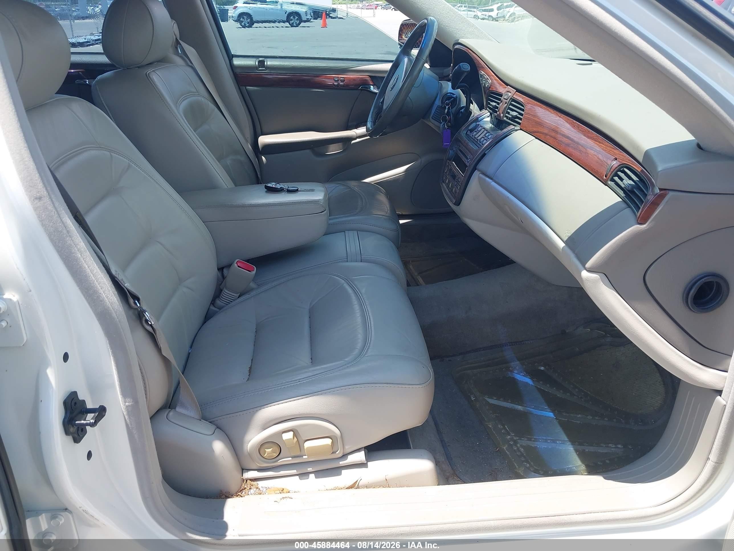 2003 Cadillac Deville Standard White vin: 1G6KD54Y63U271607