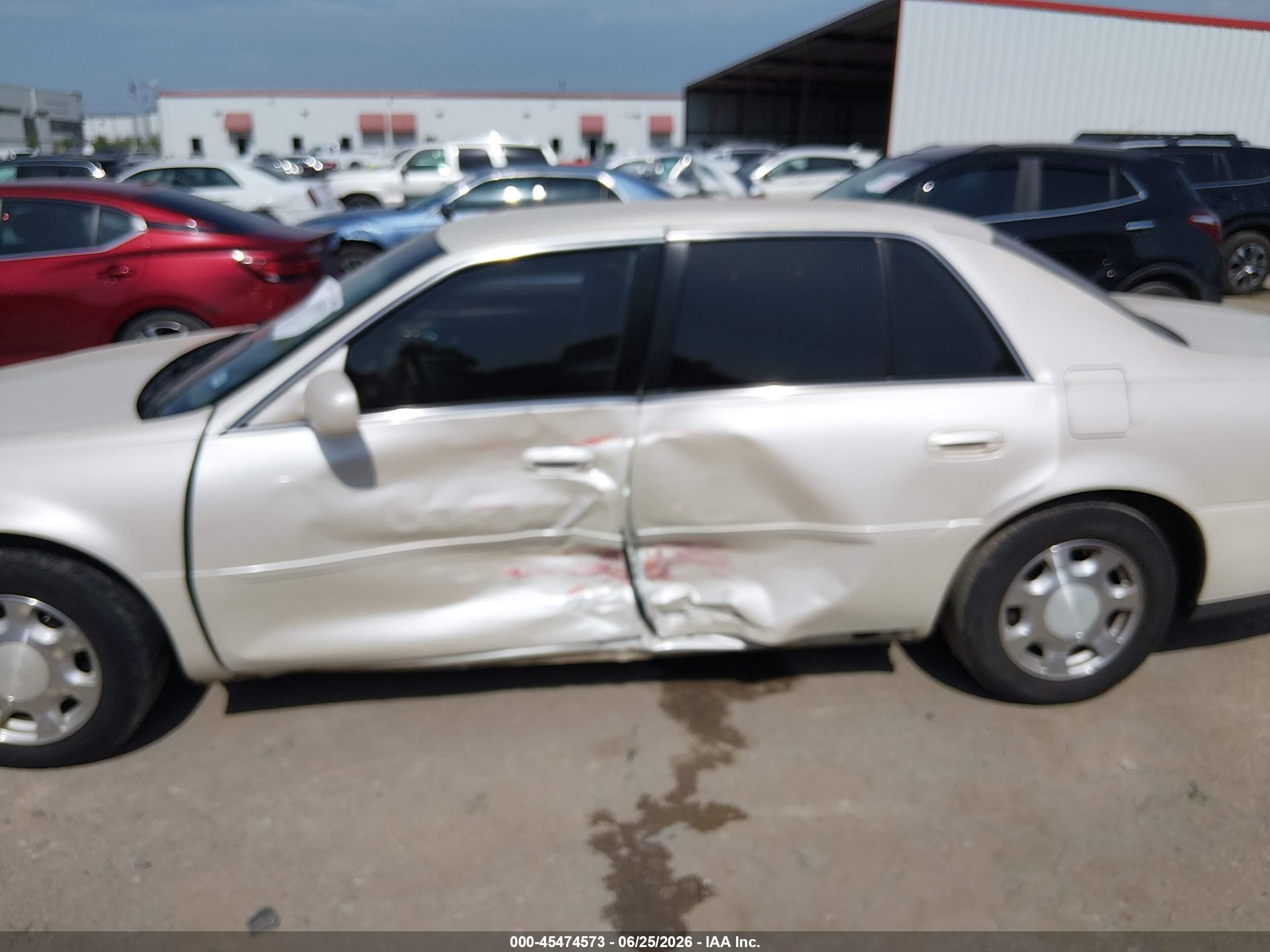 2001 Cadillac Deville Standard W/w20 White vin: 1G6KD54Y71U247393