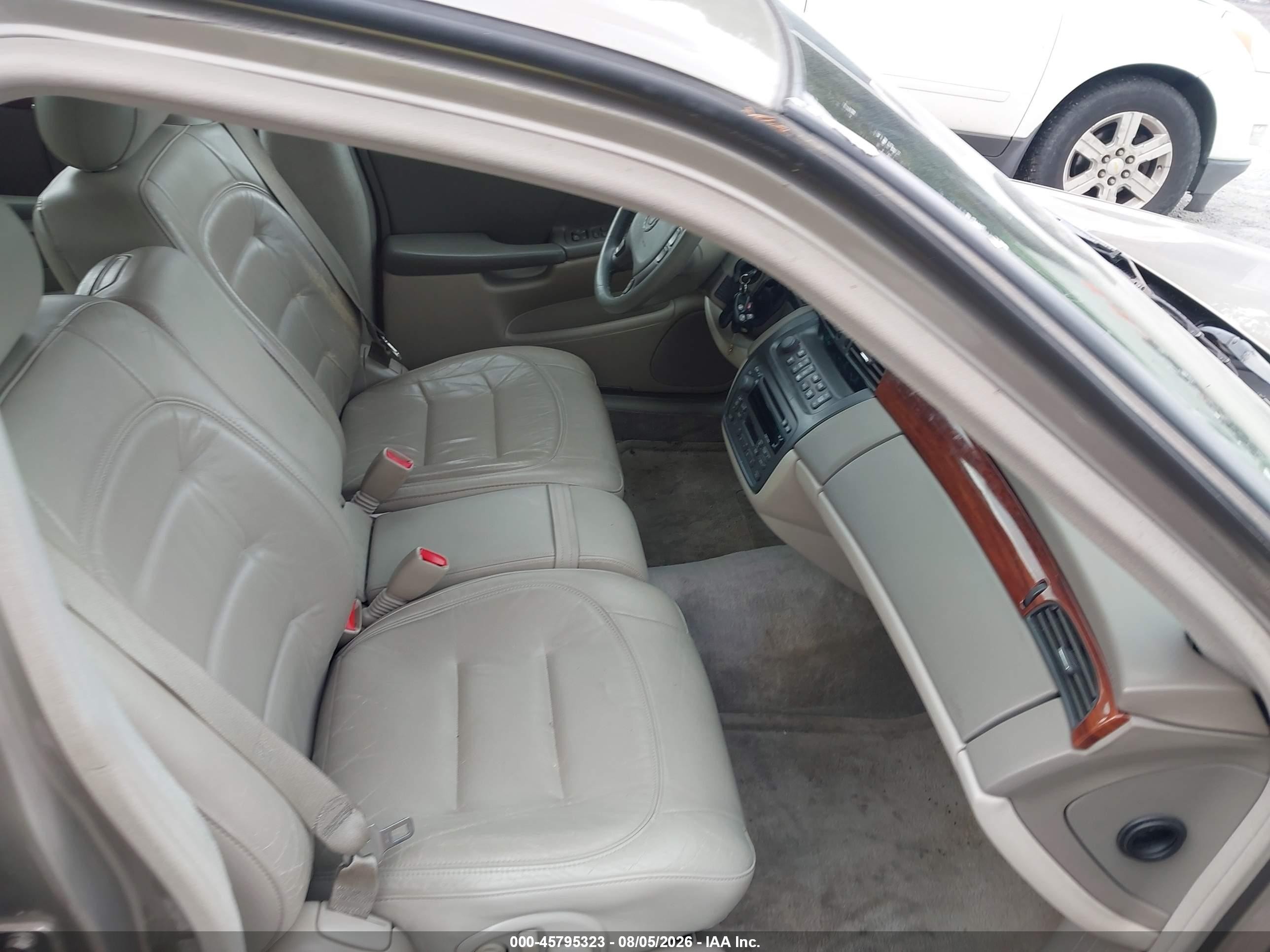 2002 Cadillac Deville   Gold vin: 1G6KD54Y72U291699