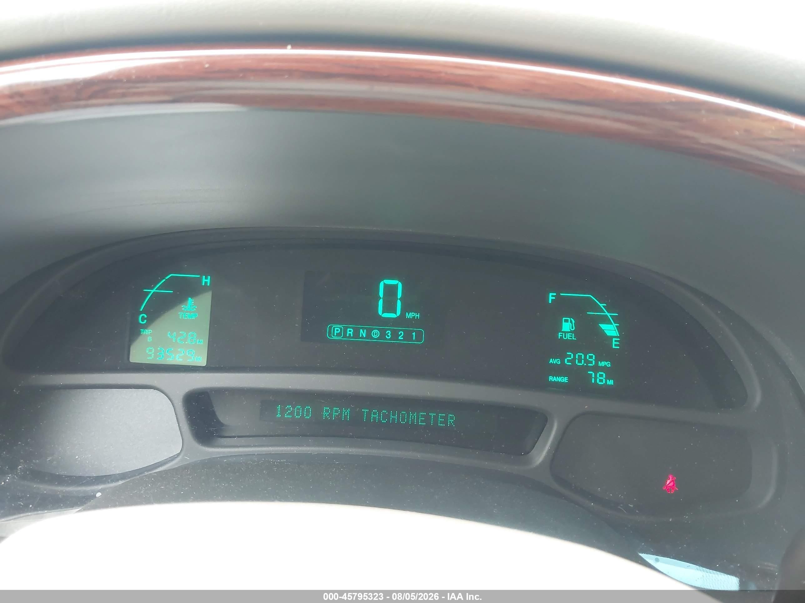 2002 Cadillac Deville   Gold vin: 1G6KD54Y72U291699