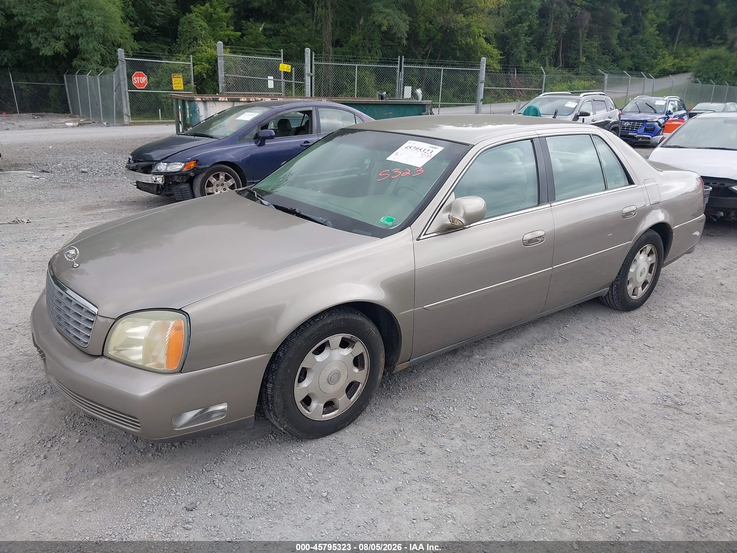 2002 Cadillac Deville   Gold vin: 1G6KD54Y72U291699